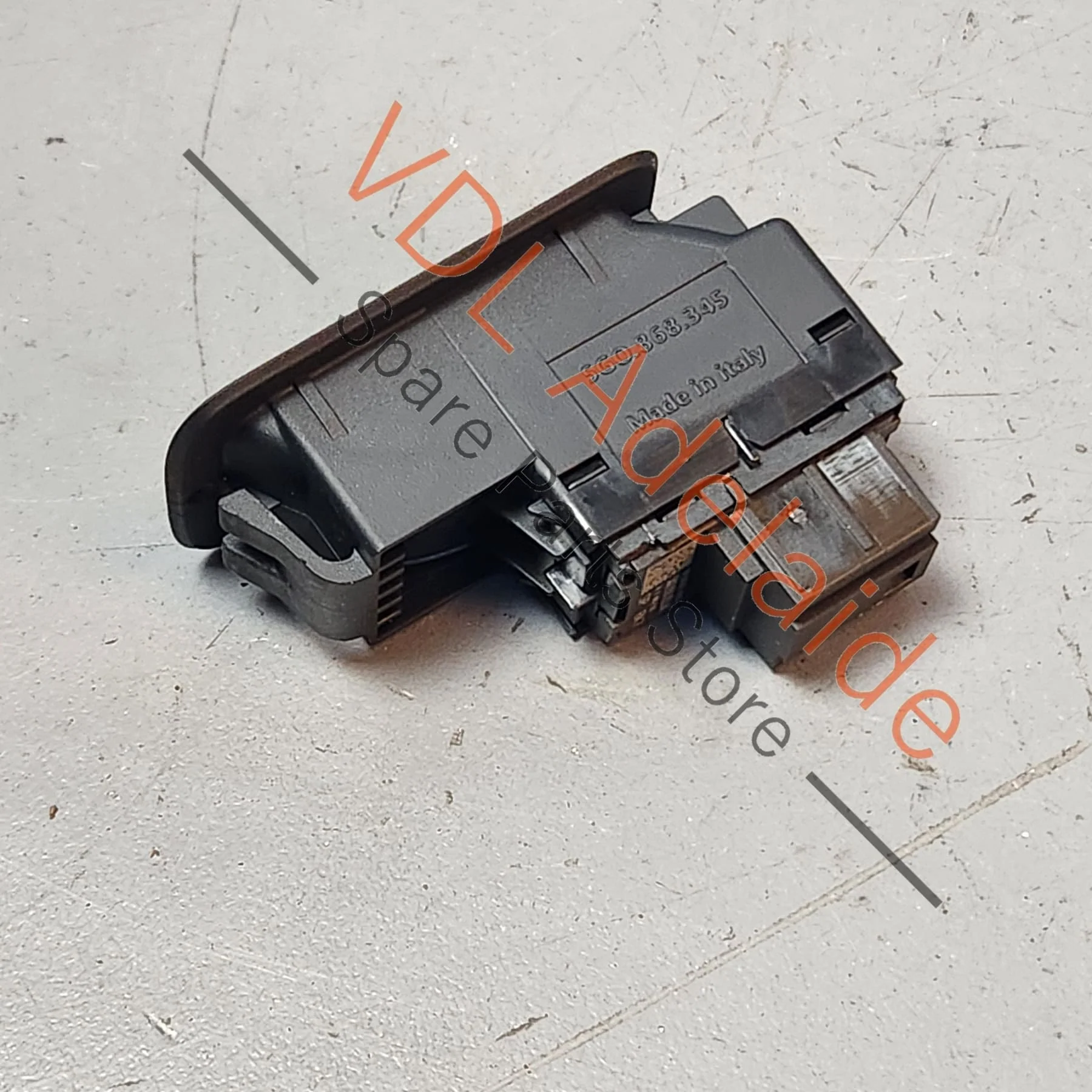 Volkswagen VW Highline Front or Rear Passenger Single Power Window Switch 5G0959855L - Image 2