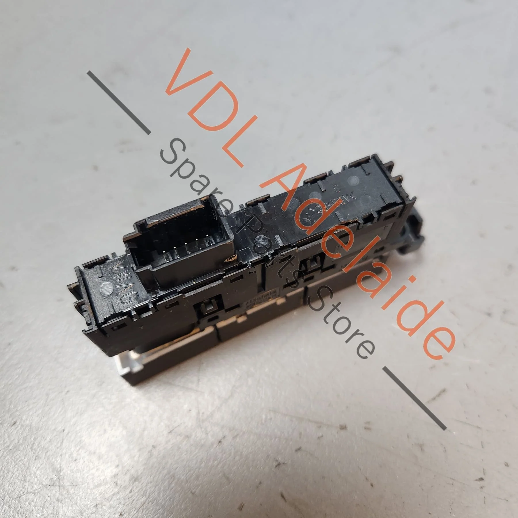 VW Golf MK7 Driving Mode ESP & Start Stop Switch 5G1927137P - Image 7