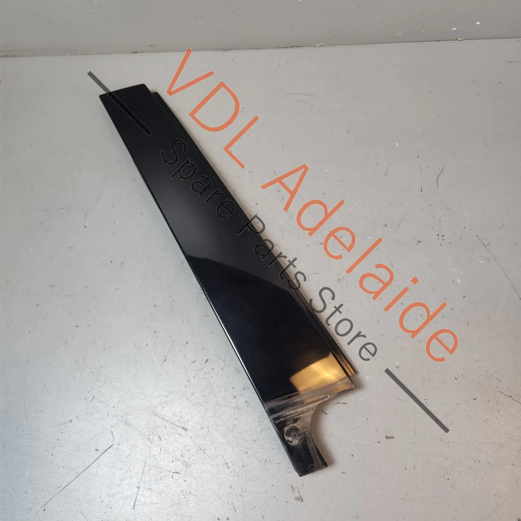 VW Golf Mk7 Gloss Black Rear Right B Pillar Exterior Trim for Door Window Frame 5G6839902B