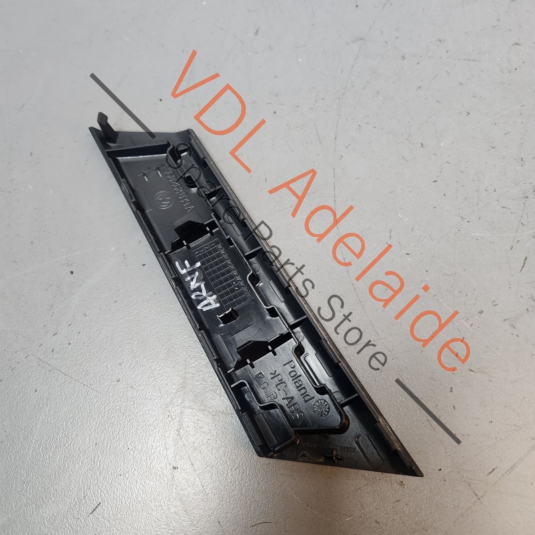 VW Golf Mk7 Left Door Handle Trim Interior Door Pull 5G0868039A - Image 2