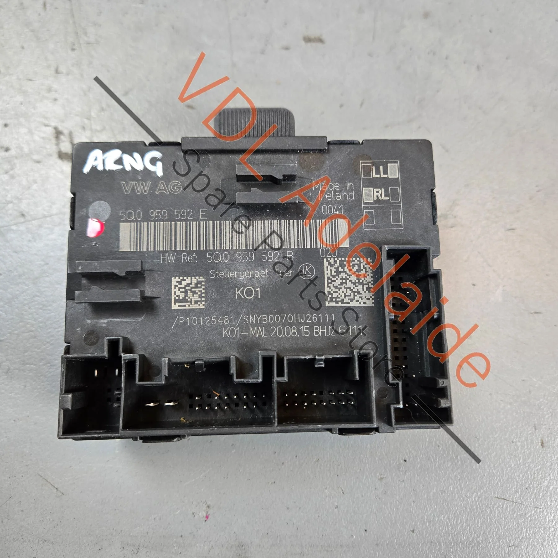 VW Golf MK7 7.5 Front Passengers Door Control Unit 5Q0959592E