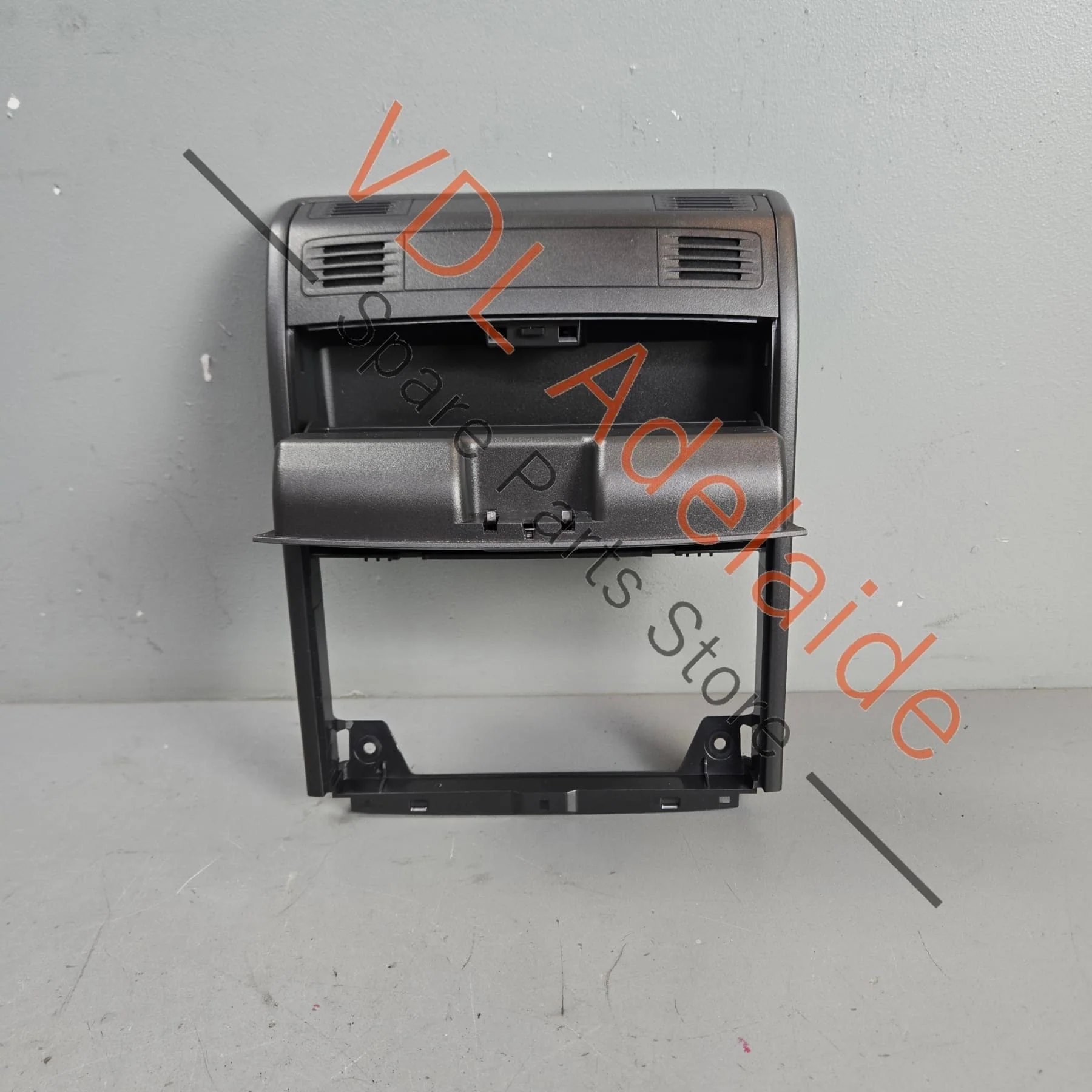 VW Golf MK7 Overhead Roof Console Storage Tray for Glasses w Anti Theft Sensor Alarm 5Q0951172A - Image 4