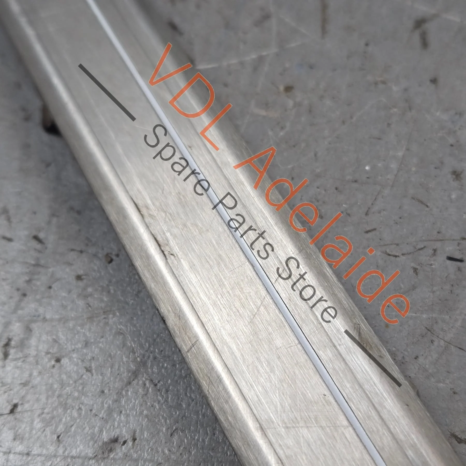 VW Golf R Illuminated Sill Panel Door Entry Strip Light Left 5G4853370K DAT - Image 3