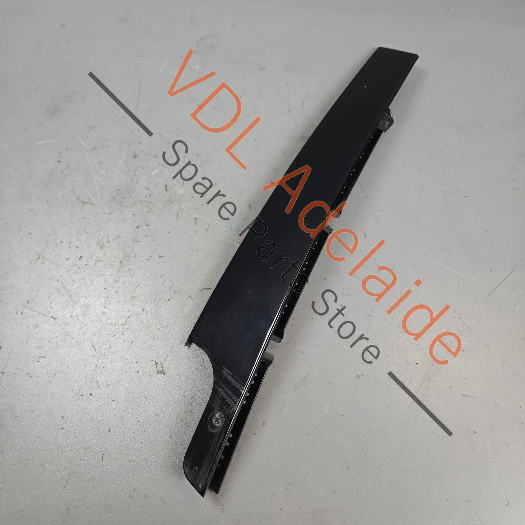 VW Golf Mk7 Gloss Black Front Right B Pillar Exterior Trim for Door Window Frame 5G4837902C 5G4837890B