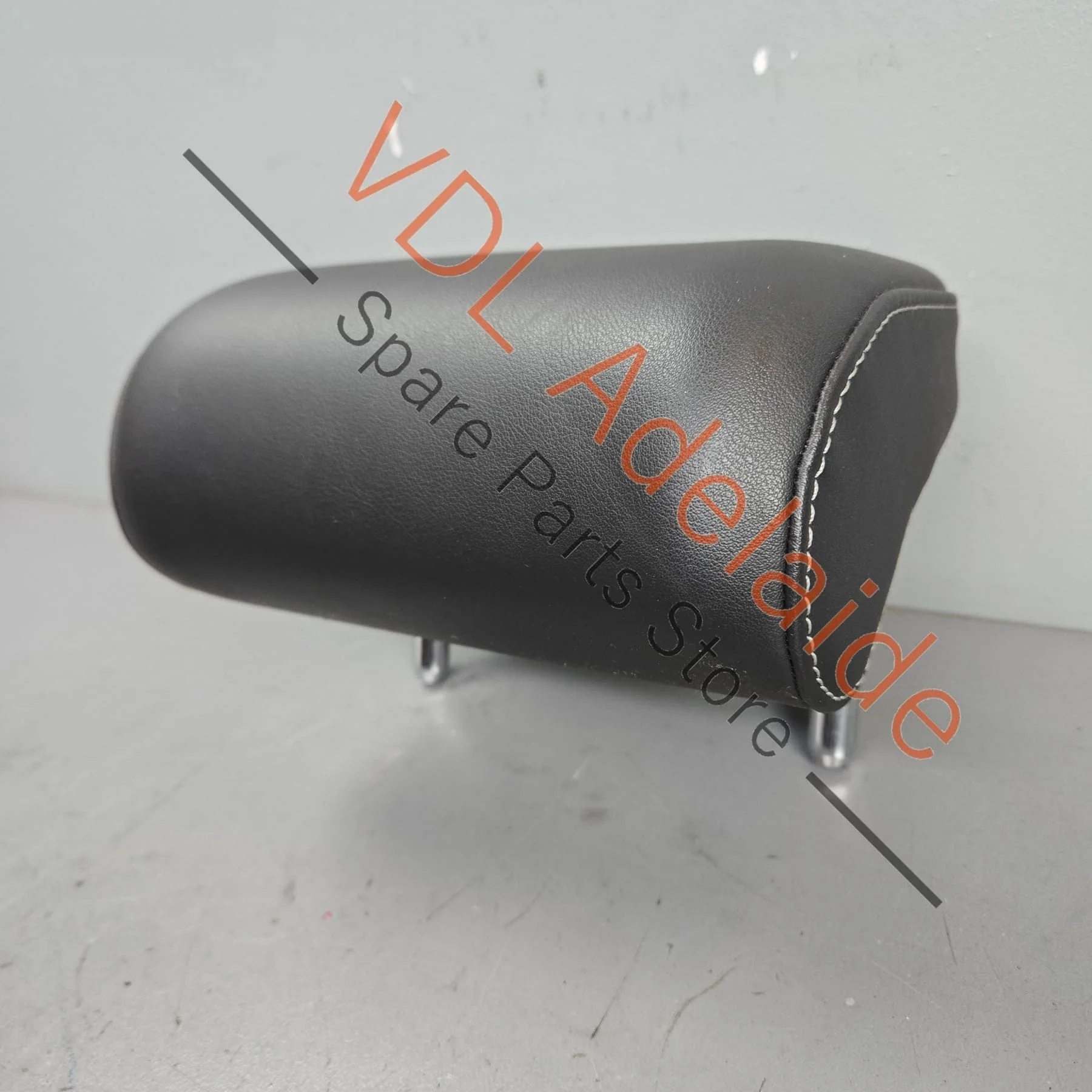 VW Golf R MK7 Rear Middle Centre Headrest 5G0885902T DYF