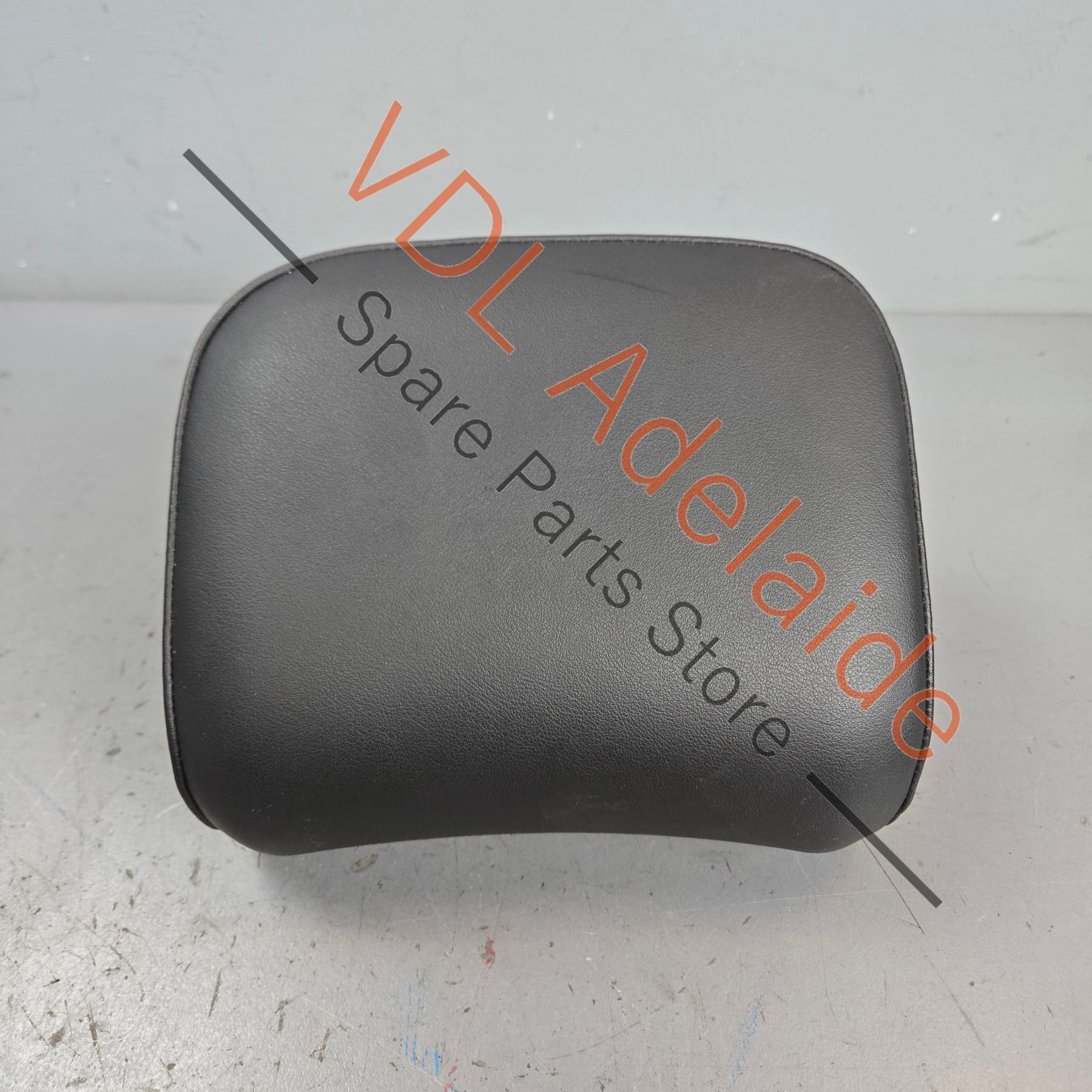 VW Golf R MK7 Rear Middle Centre Headrest 5G0885902T DYF - Image 4
