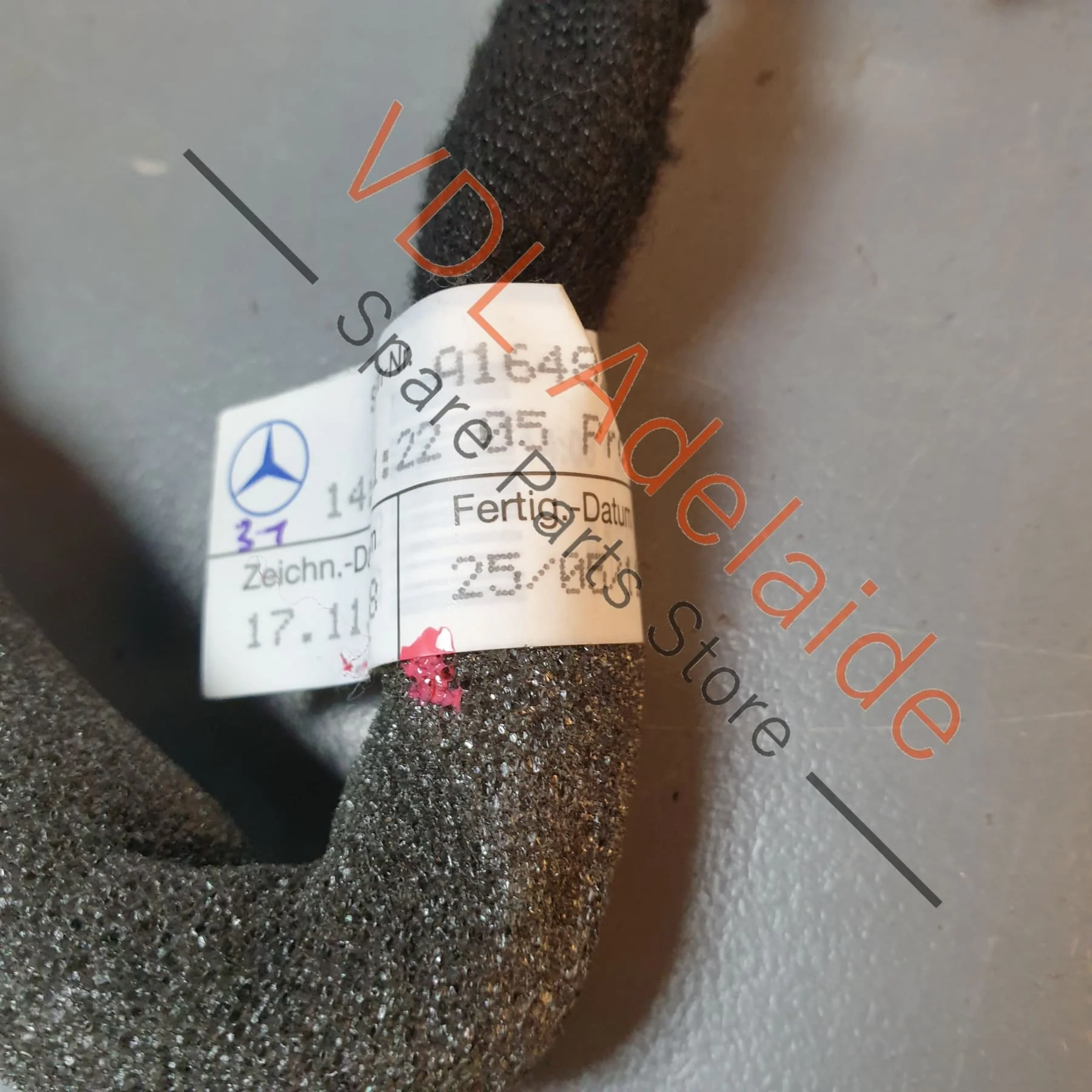 Mercedes W164 Media Interface Cable A1648202715 - Image 8