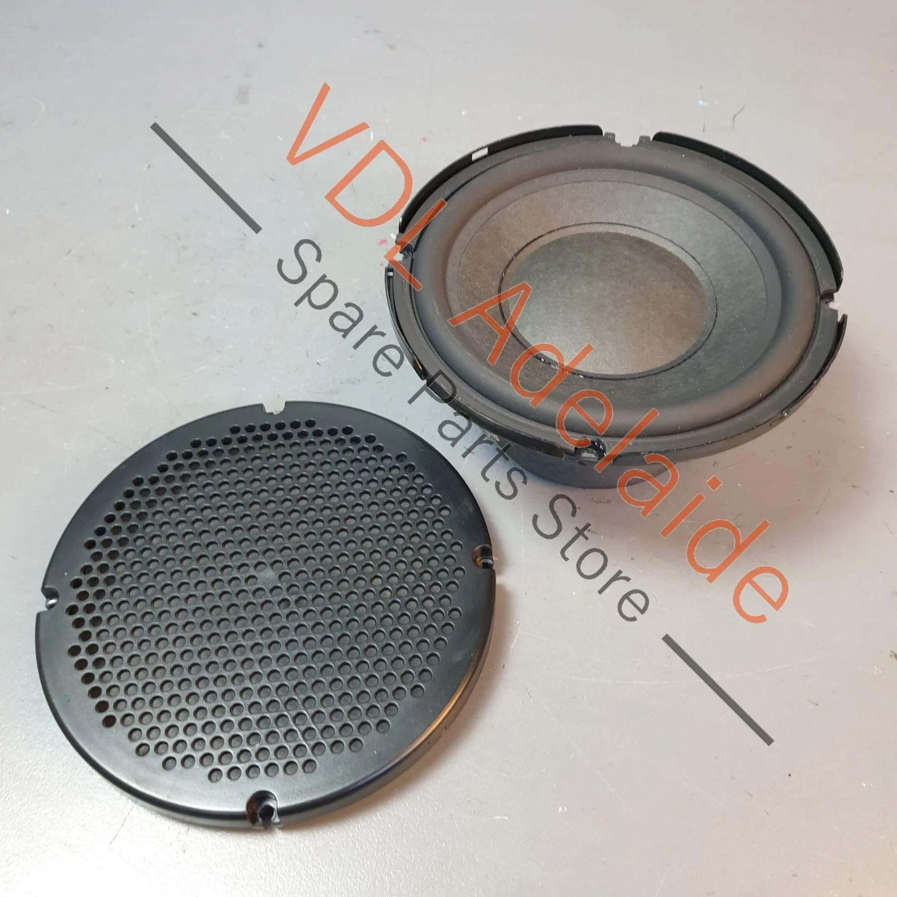 Mercedes W164 Harman Kardon Subwoofer for Boot Speaker - Image 4