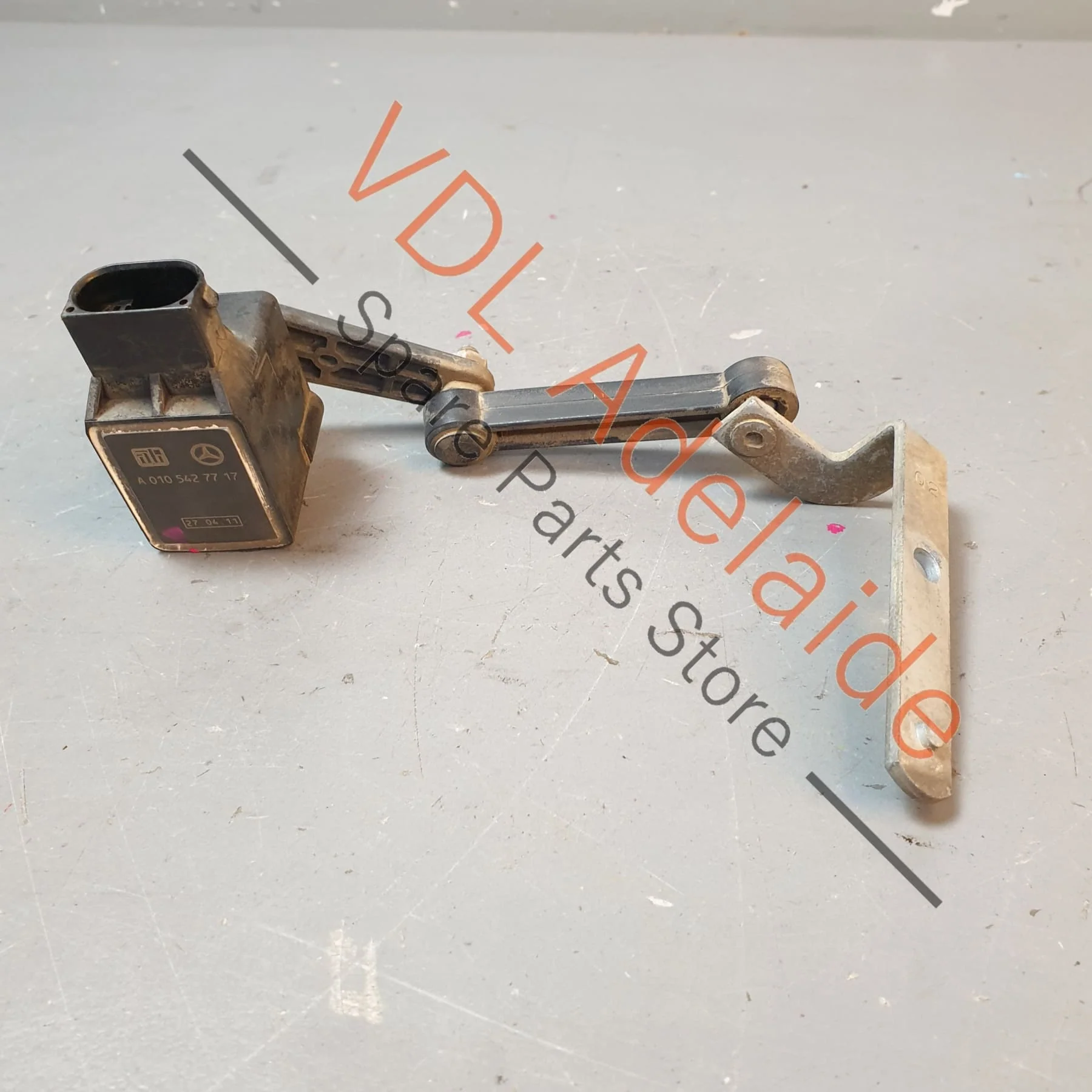 Mercedes A1643200632 A0105427717 Suspension Level Sensor & Rod rear right body level sensor ML W164 GL X164 - Image 2