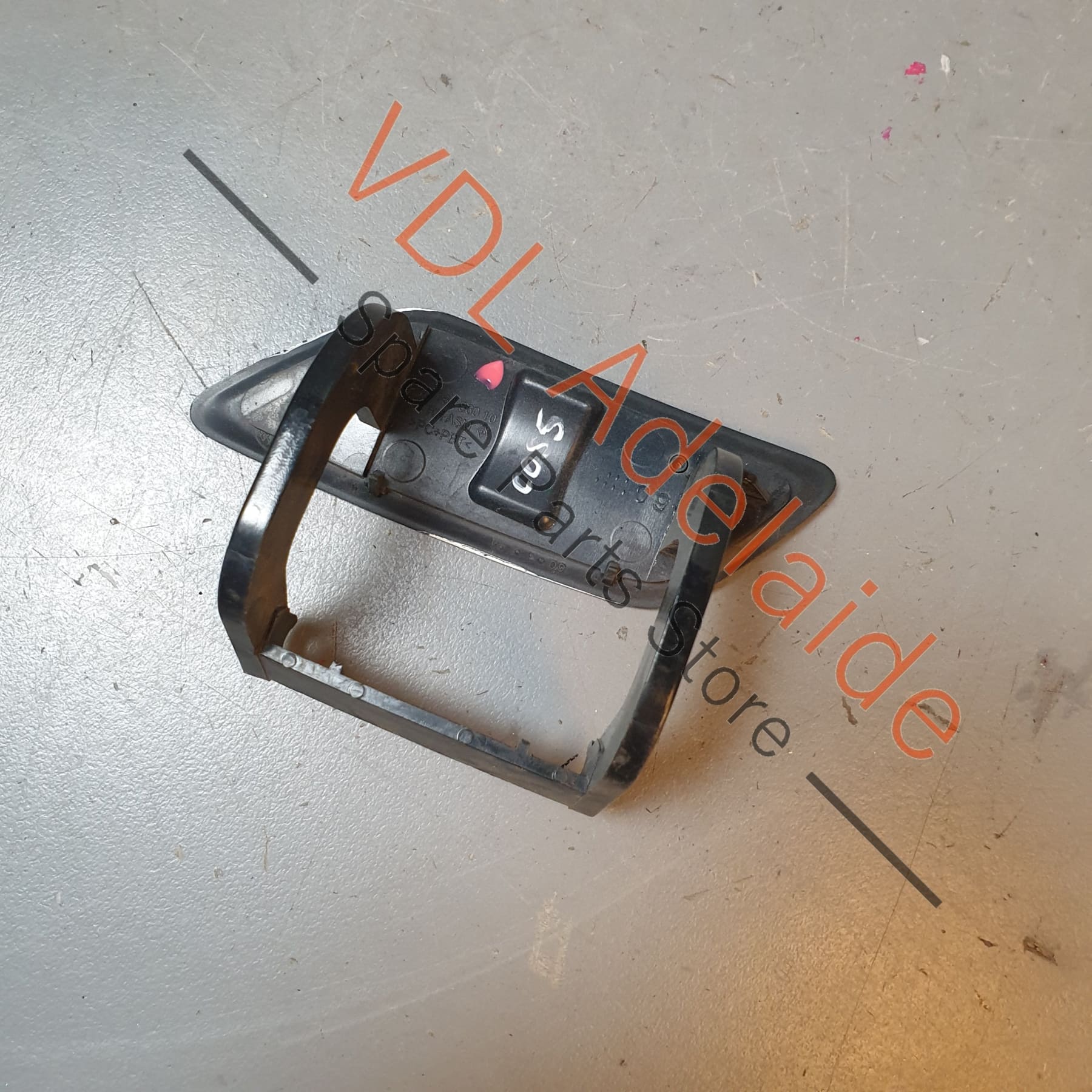 Mercedes W164 RHS Right Headlight Washer Jet Nozzle Cover A1648601008, A16486010089197 - Image 7