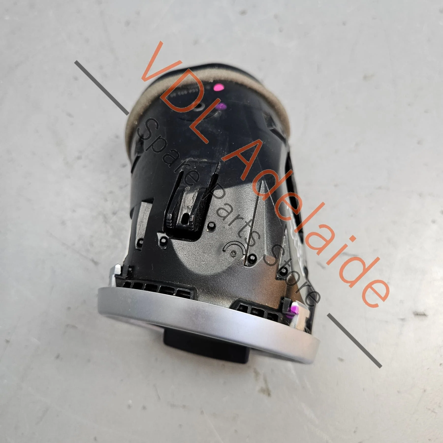 Mercedes ML350 ML500 ML63 W164 Right Side Dashboard Air AC Vent A1648302054 2005-2011 - Image 5