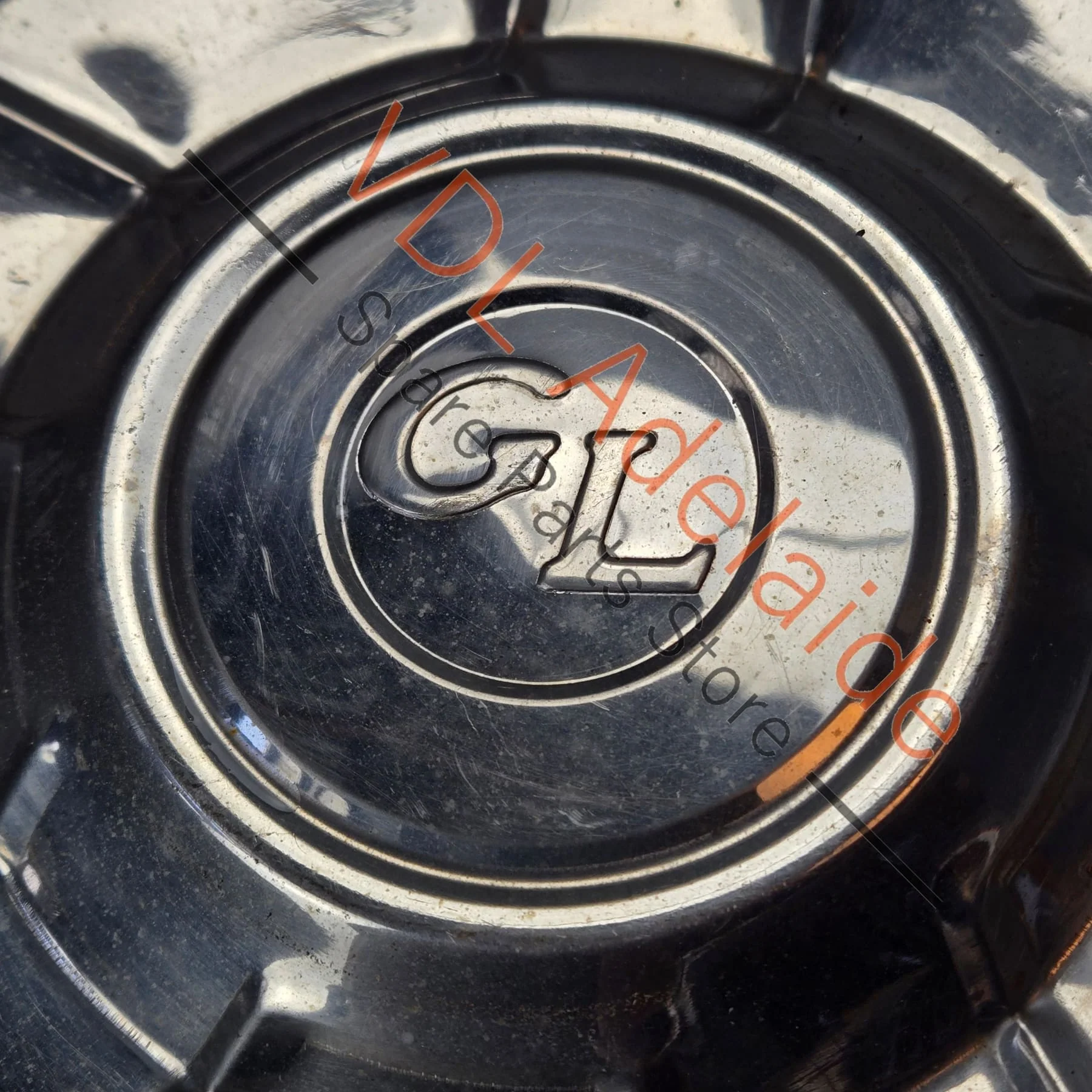 Datsun 1600 510 GL 13 inch Hubcap - Image 2