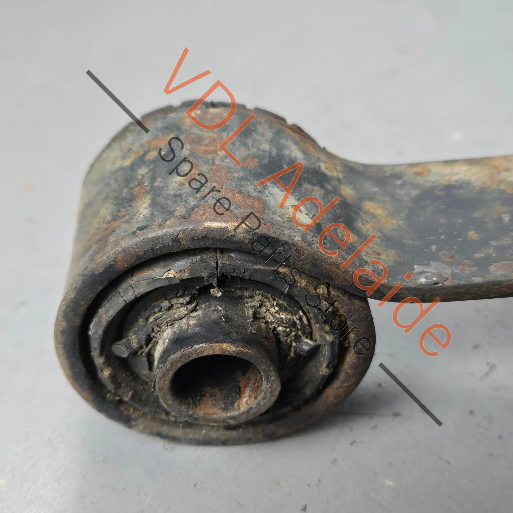 Datsun 1600 510 Original Rear Differential Mounting Moustache Bar Bracket for R160 R180 #02 - Image 5