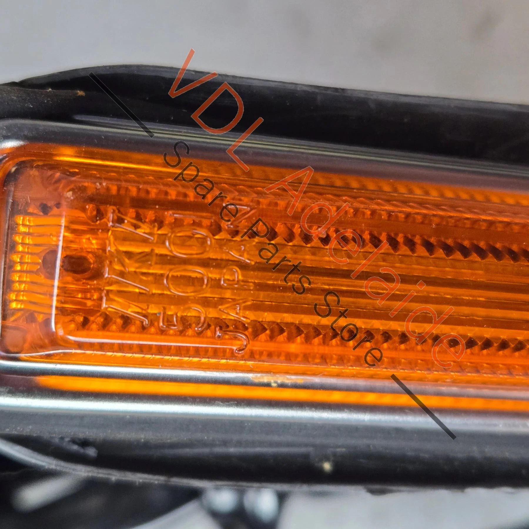 NOS Genuine Datsun 510 1600 Bluebird Front Fender Indicator Assembly New Never Fitted - Image 4