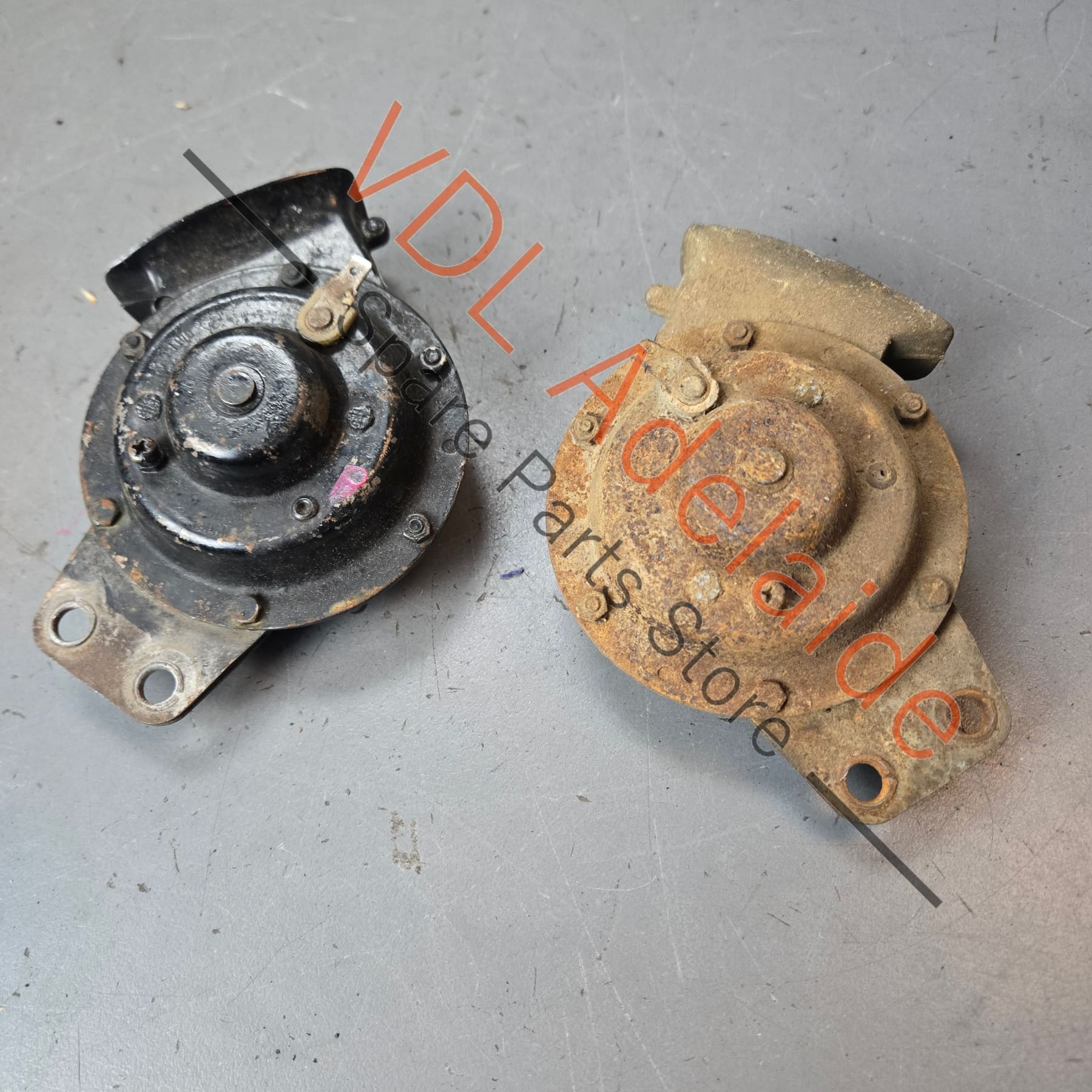 Datsun 1600 510 Pair of Original Horns 1968 Early Type - Image 5