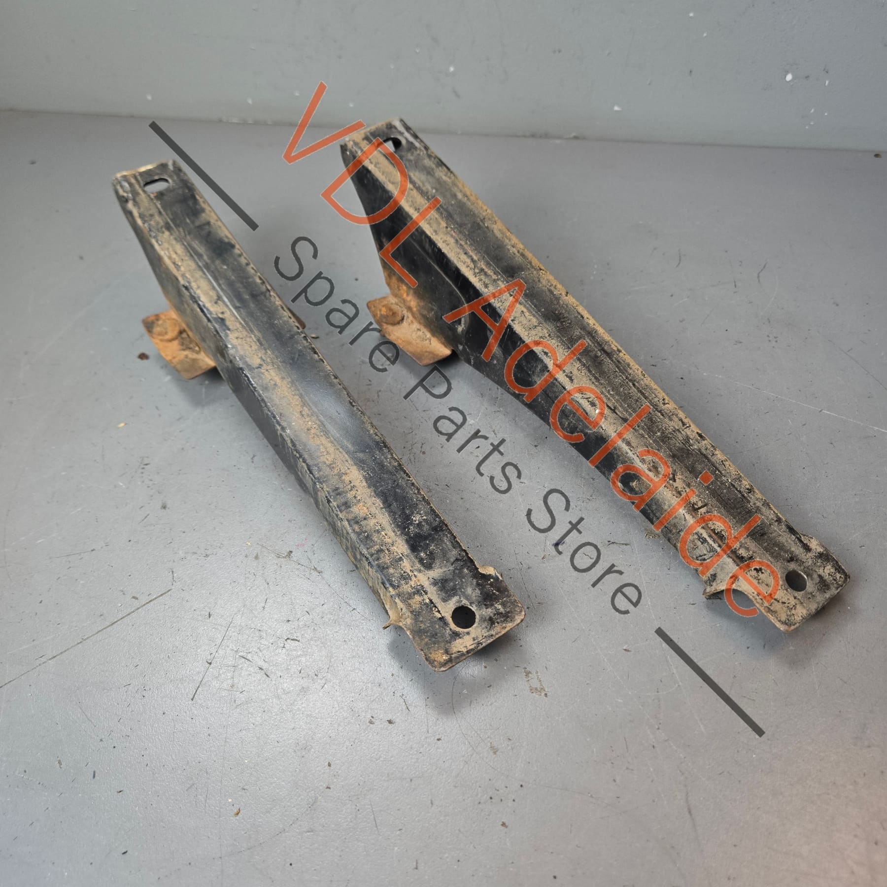 Datsun 1600 510 Front Seat Rail Mounting Bracket Set (for left or right seat) - Image 2