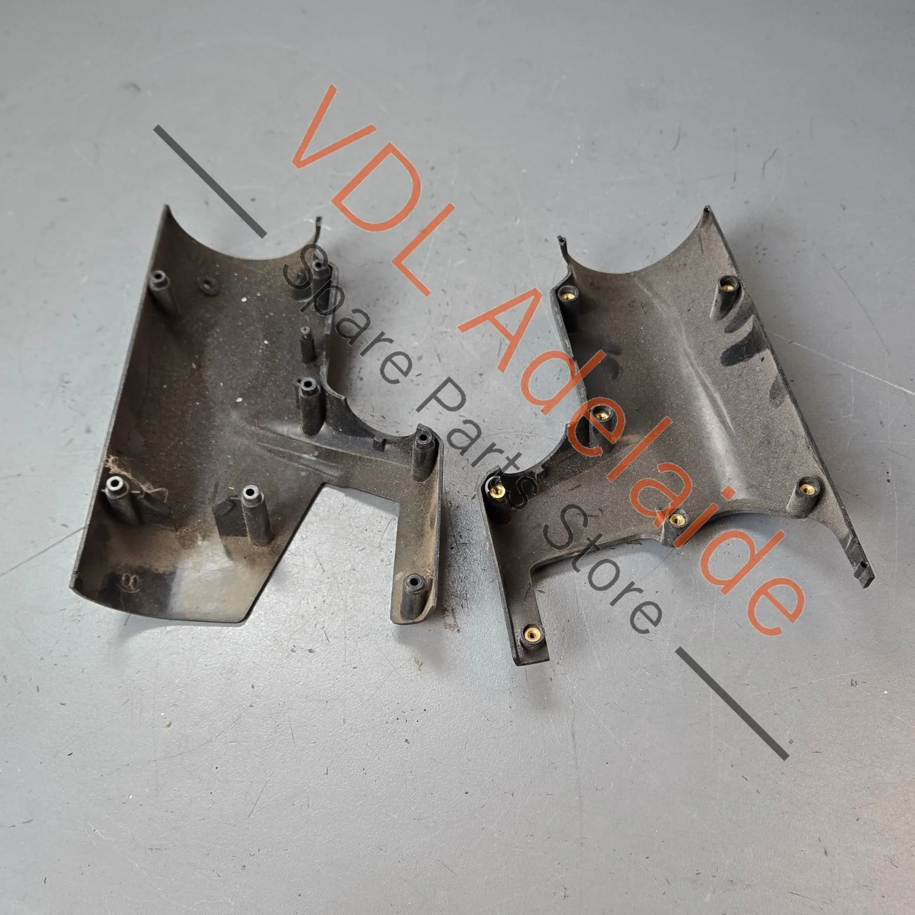 Datsun 1600 510 LHD Steering Column Cover Trim - Image 5