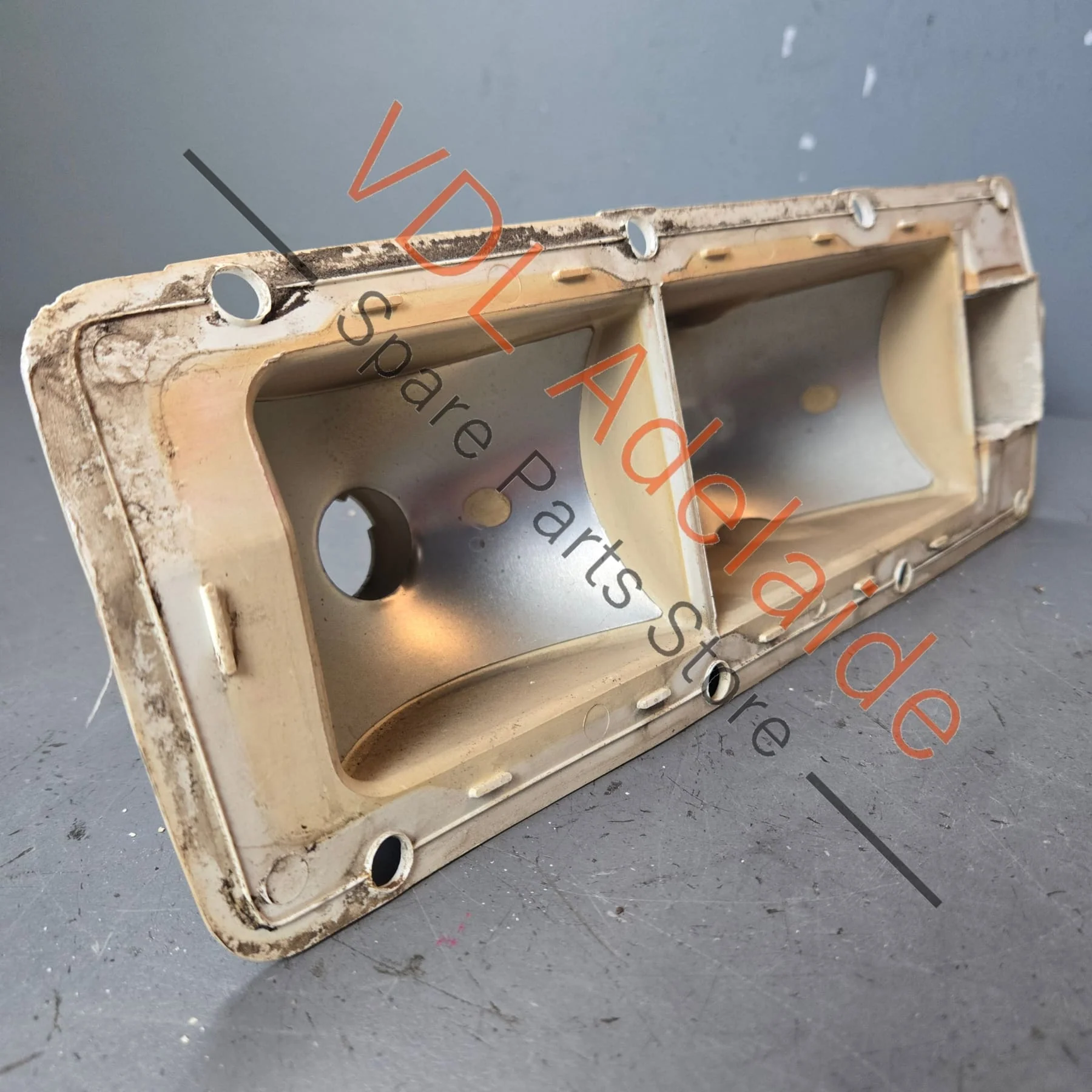 Datsun 1600 510 Rear Left Tail Light Backing Back Housing Bulb Holder #02 - Image 2