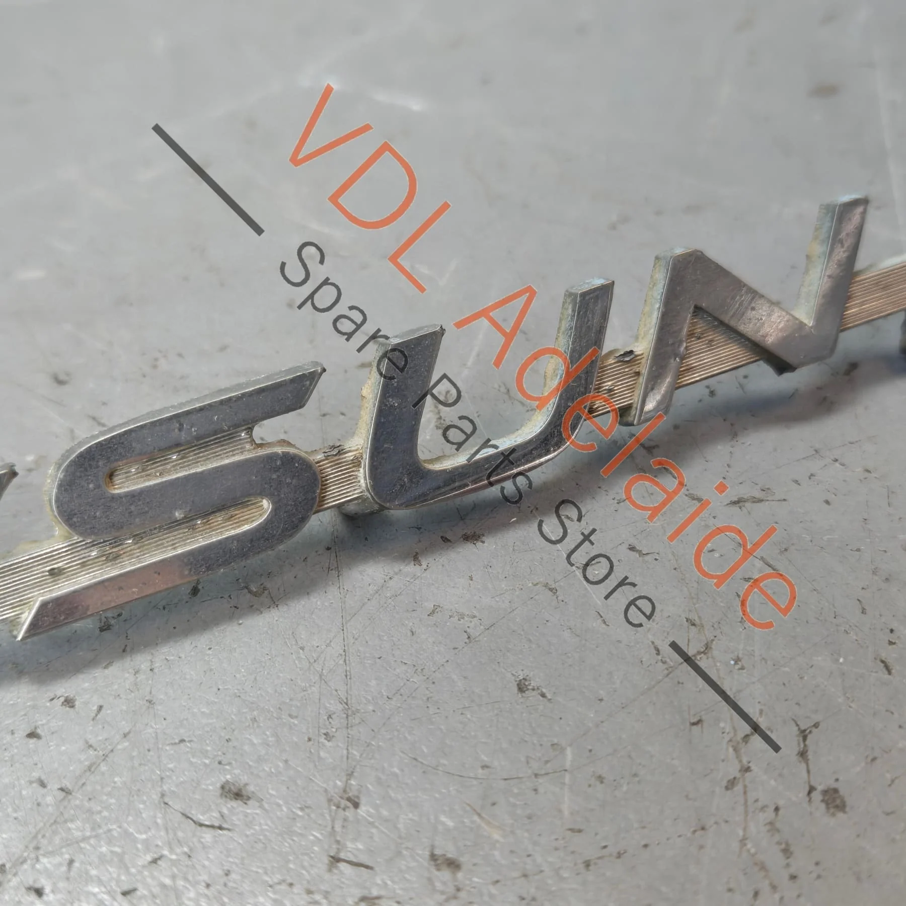 Datsun 1600 510 Front Quarter Fender Panel Badge Emblem Genuine Cast Chrome #01 - Image 4