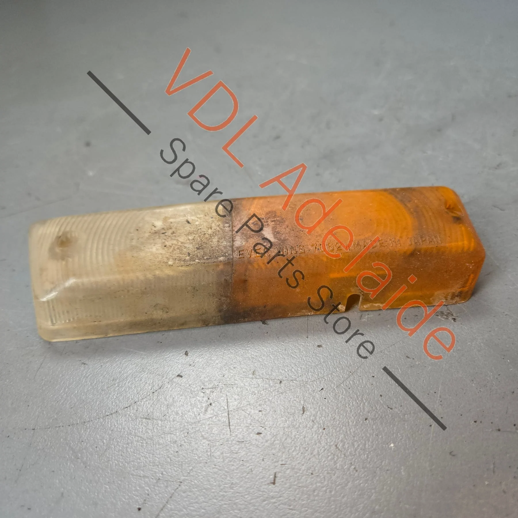 Datsun 1600 510 Genuine Original Front Right Combination Lamp Indicator Parker Light 1968 Model #02 - Image 4