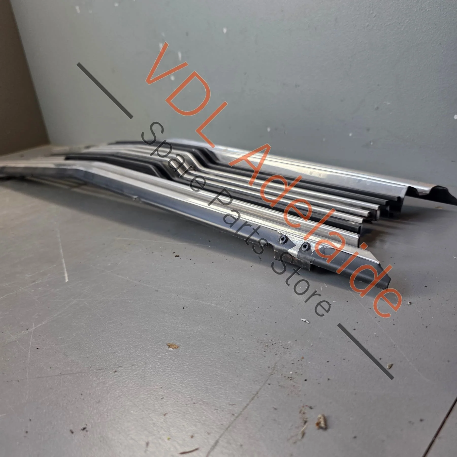 Datsun 1600 510 Bluebird Genuine SSS 1800 Grille Nicely Preseved Condition & Original - Image 8