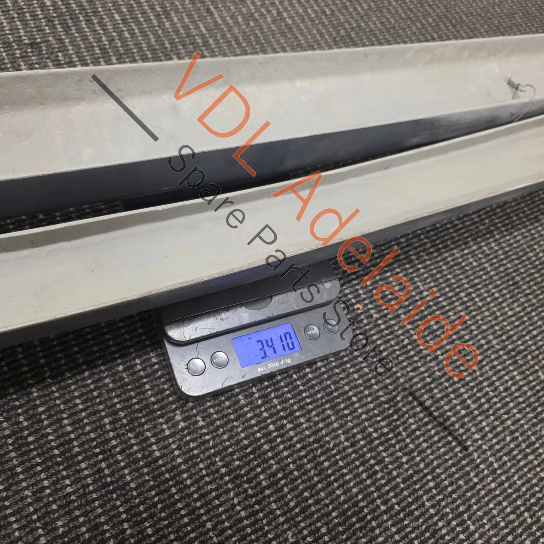 Datsun 510 1600 Bluebird Lightweight Fibreglass Bumper Bar Set Front & Back 3.4kg pair! Aftermarket - Image 2