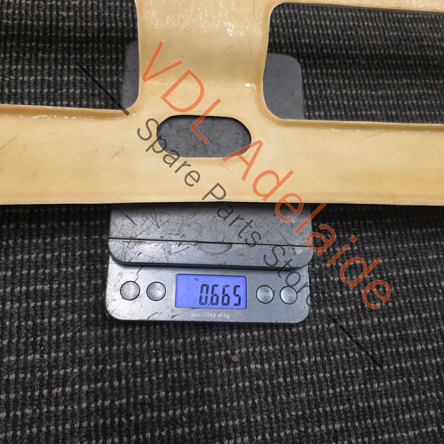 Datsun 510 1600 Bluebird Lightweight Fibreglass Front Apron only 665g! Aftermarket - Image 3