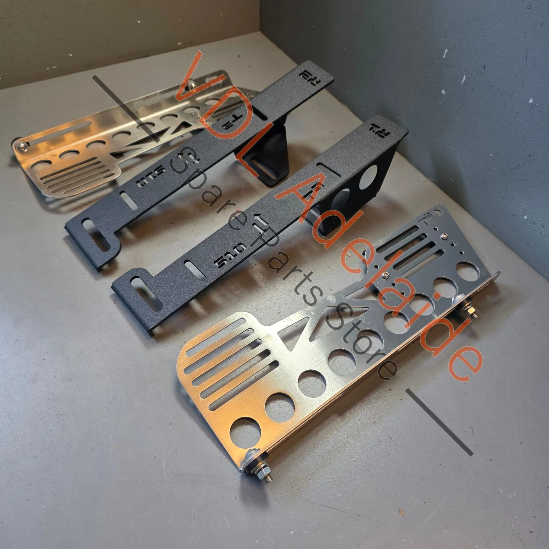 Datsun 510 1600 T3 Techno Toy Tuning RHS Right Racing seat Mount Bracket for Fixed Back Seats Aftermarket - Image 3