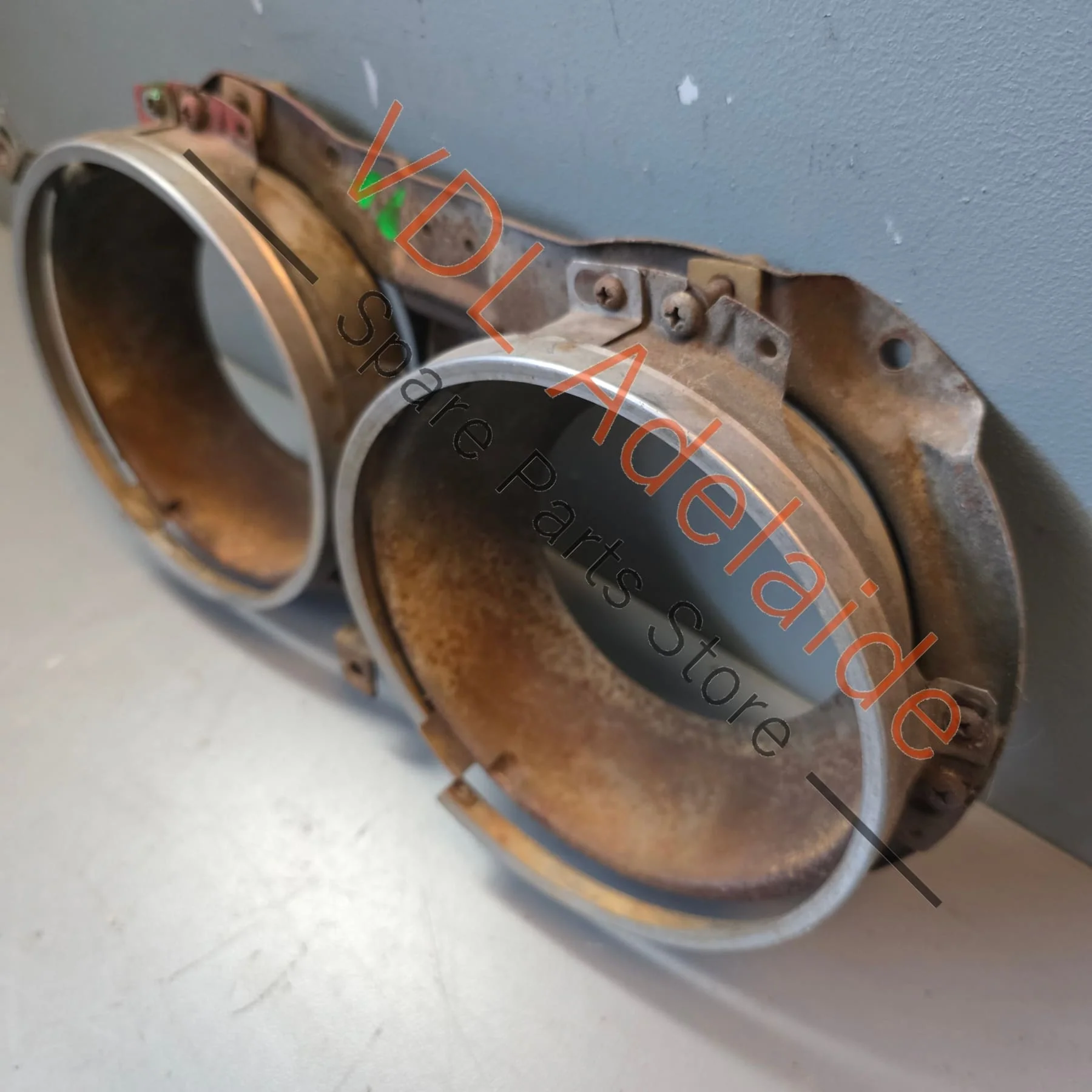 Datsun 1600 510 Front Right Headlight Retaining Frame - Image 2