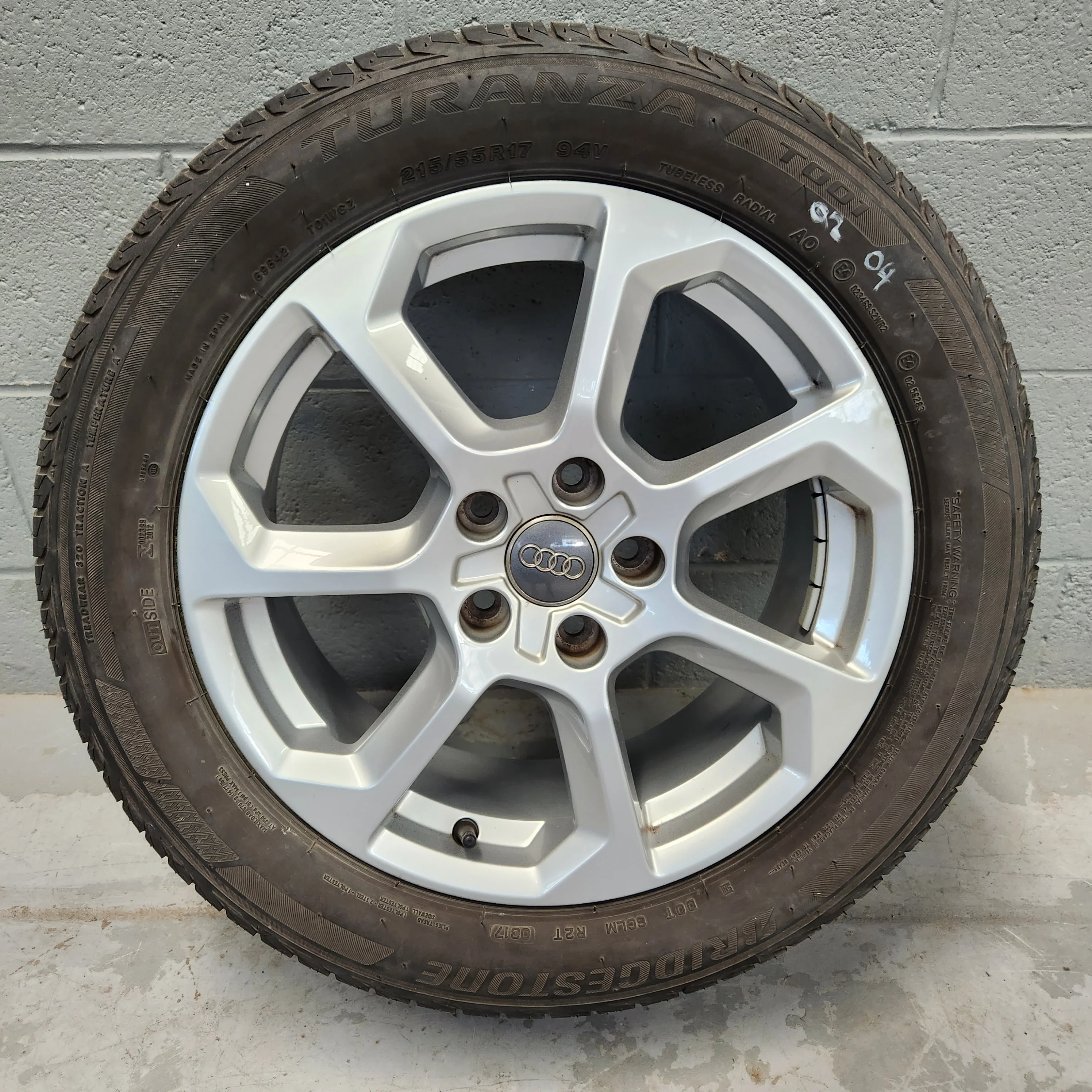 Set of 4 Genuine Audi Q2 Alloy Wheels 17 x 7J ET45 5x112 81A601025D - Image 4