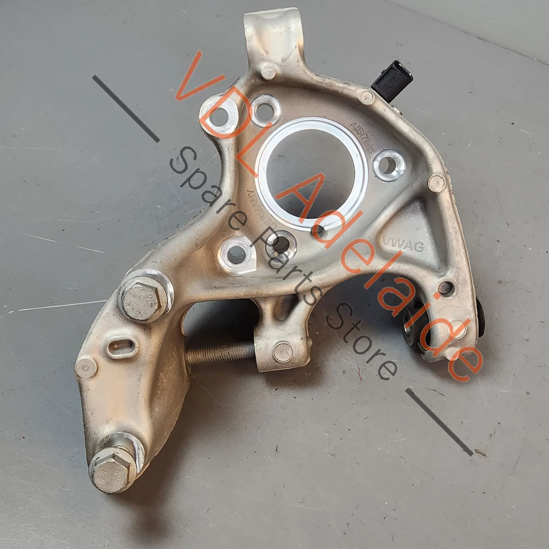 Audi Q3 RS3 RSQ3 Tiguan Rear Left Wheel Bearing Housing Stub Knuckle 5QF505435F - Image 9