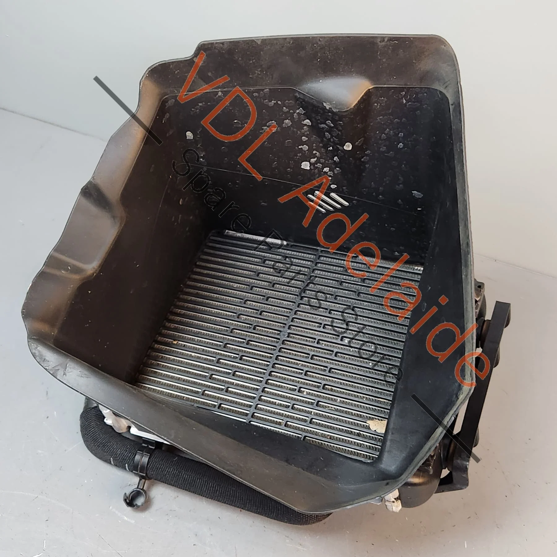 Audi RSQ3 Right Side Additional Radiator Assembly 83A121260A 83A121674B 8K0121212C - Image 6