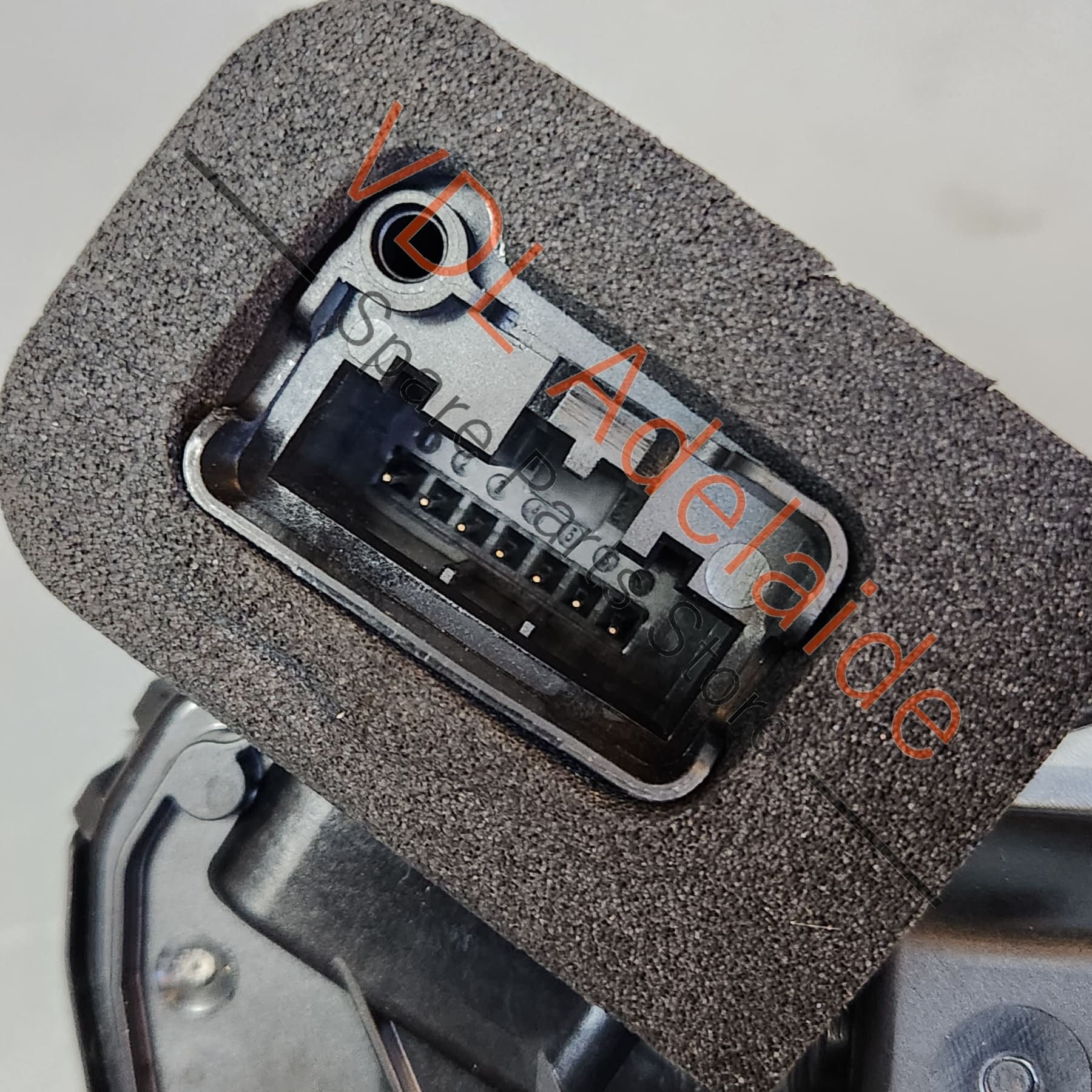 VW Crafter Audi Q3 RSQ3 F3 Front Left Door Lock Mechanism 5TC837015C - Image 6