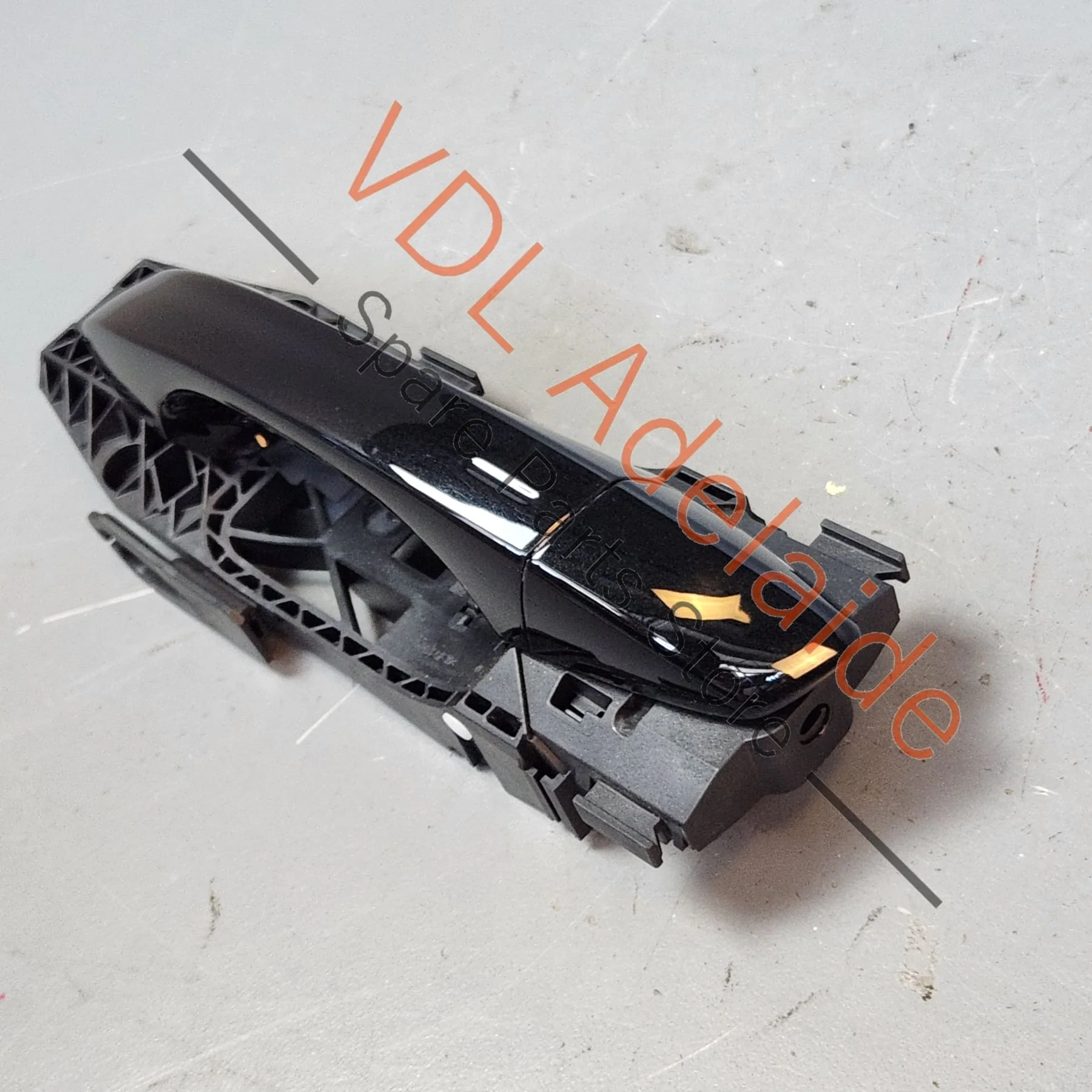 Audi Q3 RSQ3 F3 Left Side Exterior Door Handle for Keyless Entry and Mounting Bar 8V0839885 5G0837205R GRU / 5G0837205Q - Image 5