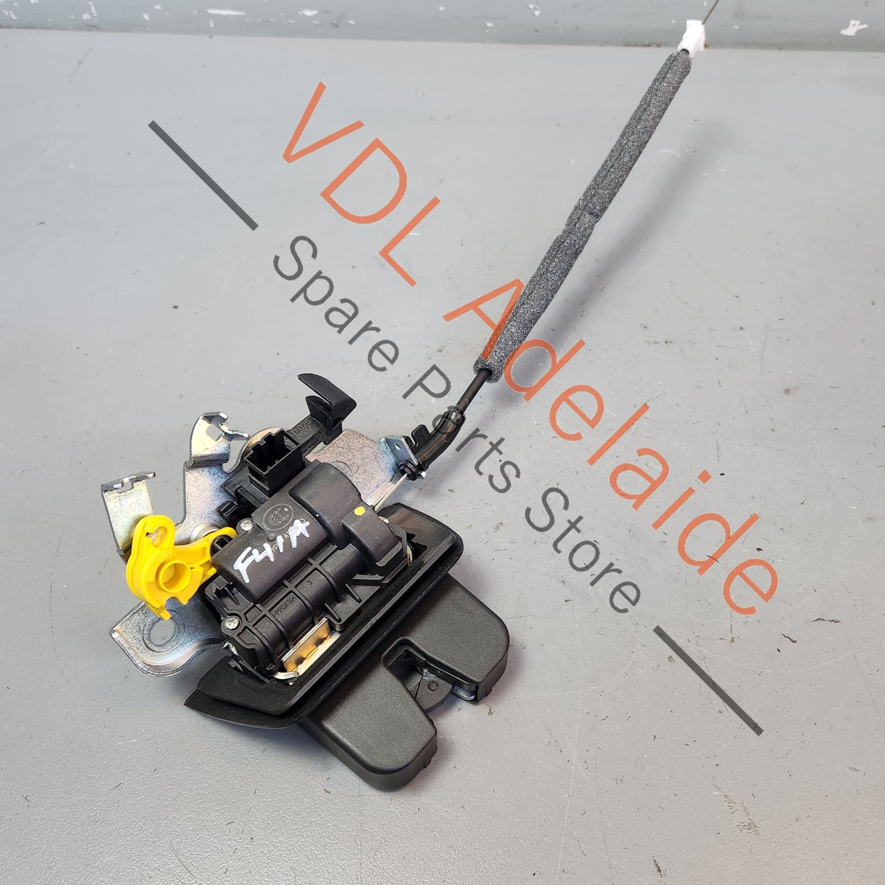 Audi A4 S4 B9 Q5 Q7 Avant Wagon Boot Lid Lock 4M0827506D