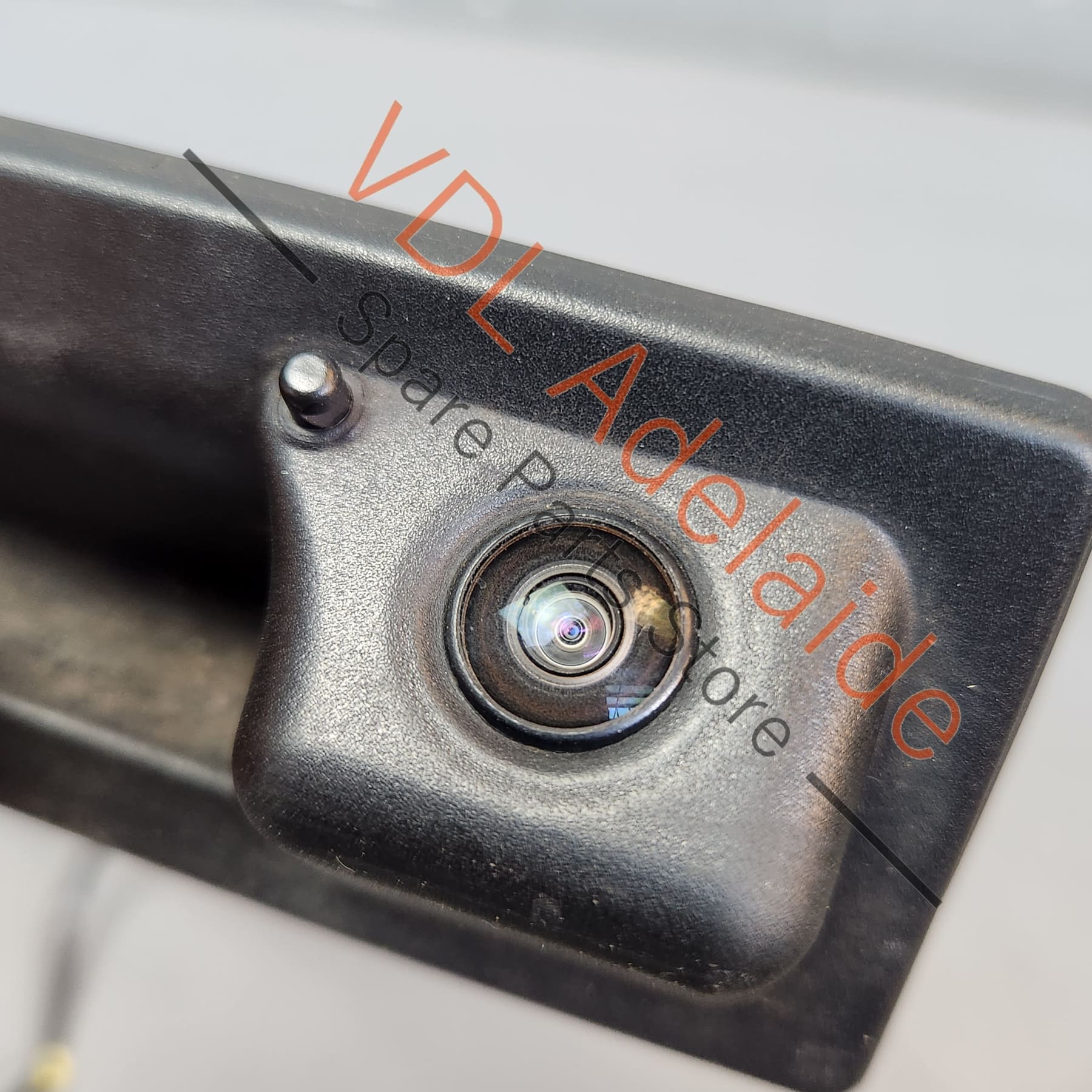 Audi A4 S4 B9 Electric Tailgate Lid Lock Button with Reverse Camera 3V0827566M - Image 5