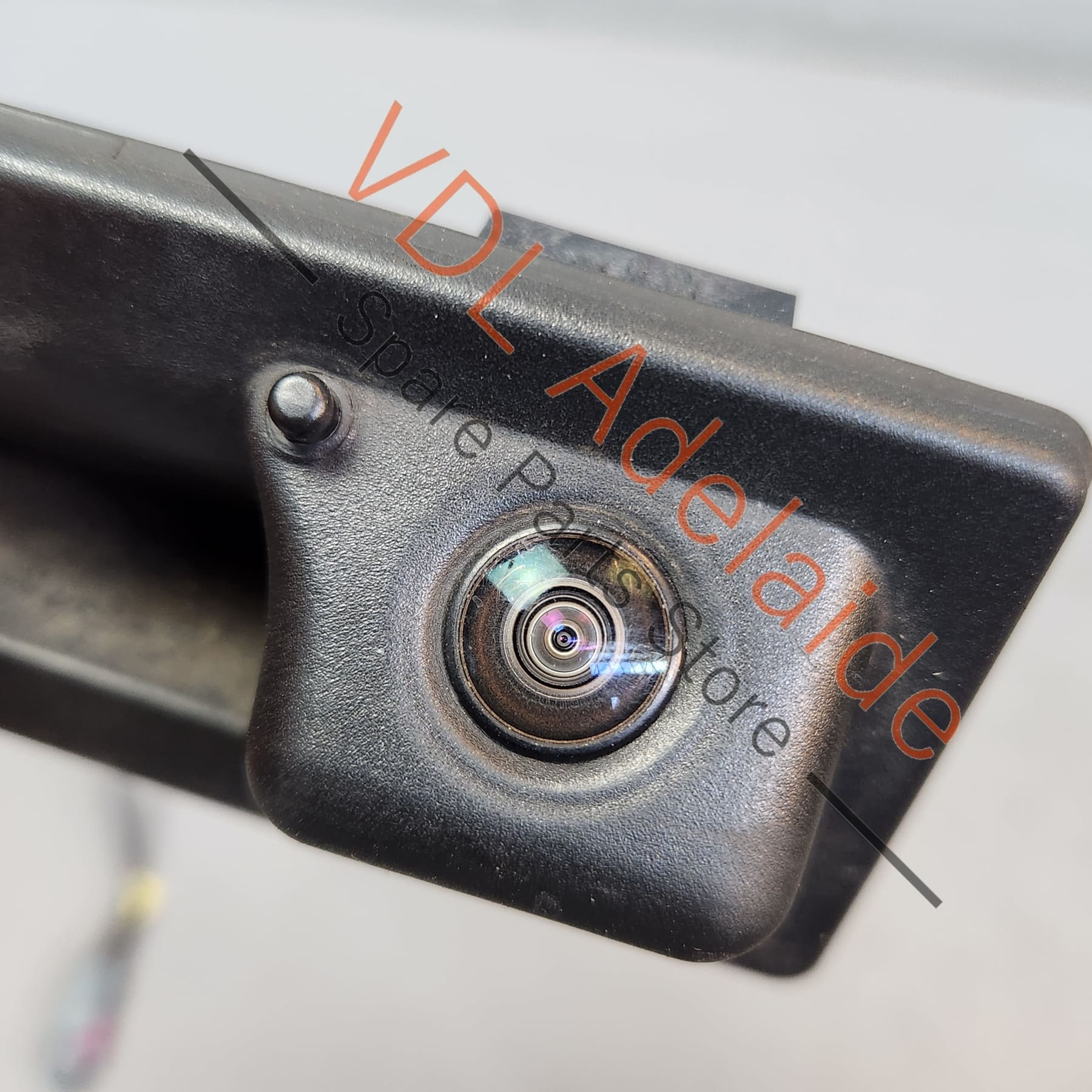 Audi A4 S4 B9 Electric Tailgate Lid Lock Button with Reverse Camera 3V0827566M - Image 6