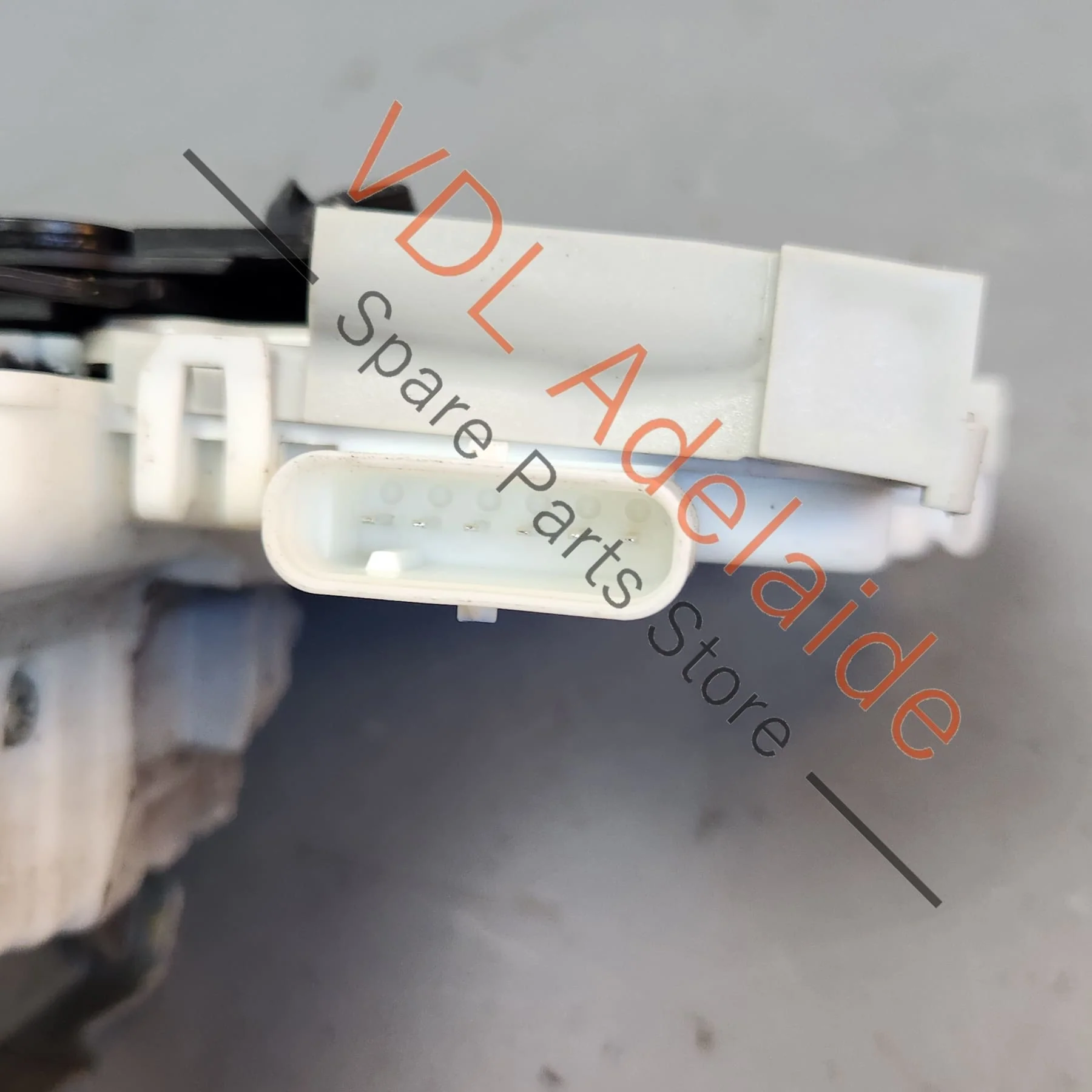 Audi A4 S4 RS4 B9 Front Left Passengers Door Lock Mechanism Motor 8X2837015B - Image 6