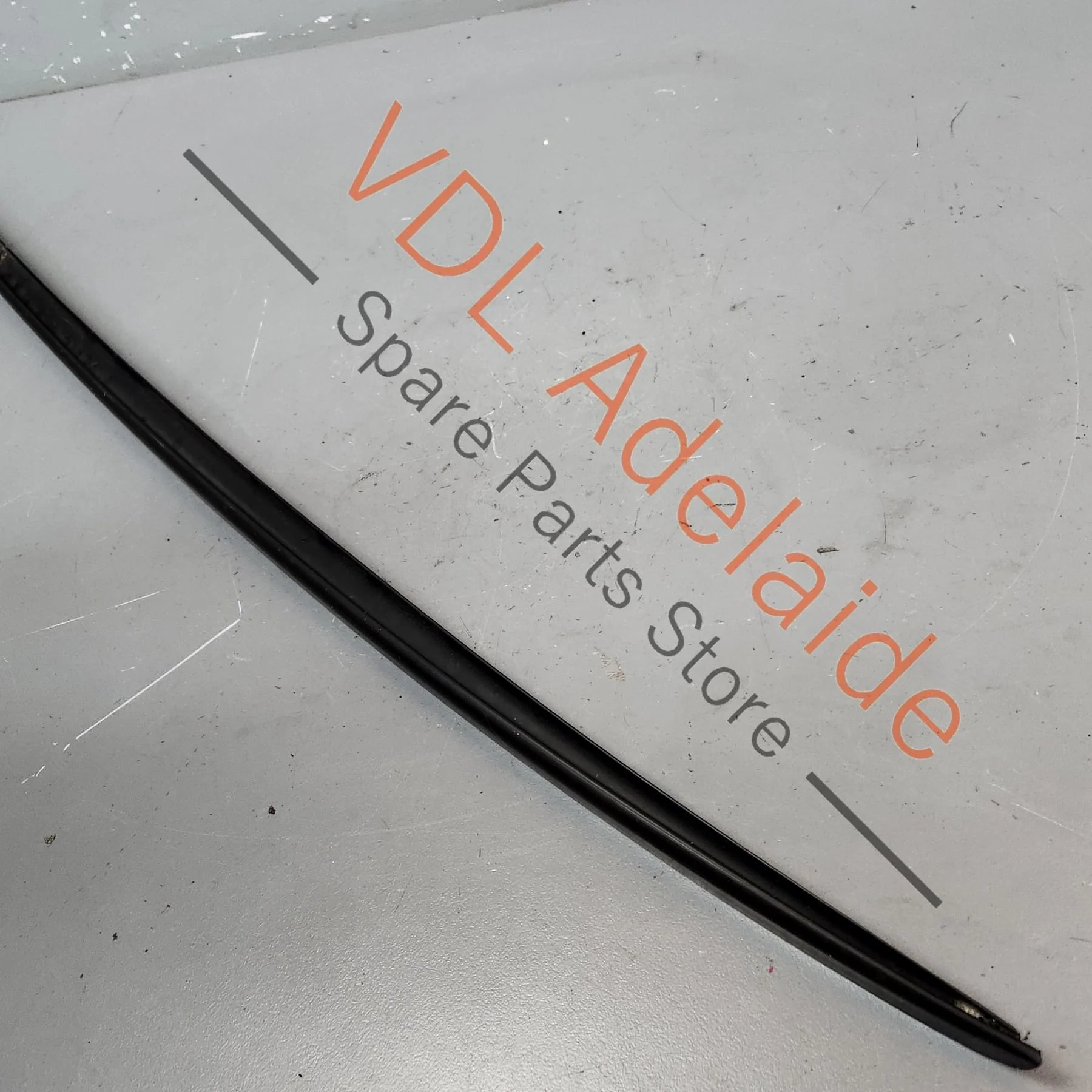 Audi A4 S4 RS4 Front Windscreen Water Deflector Strip Rubber Molding Left 8W0854327C  9B9 - Image 10