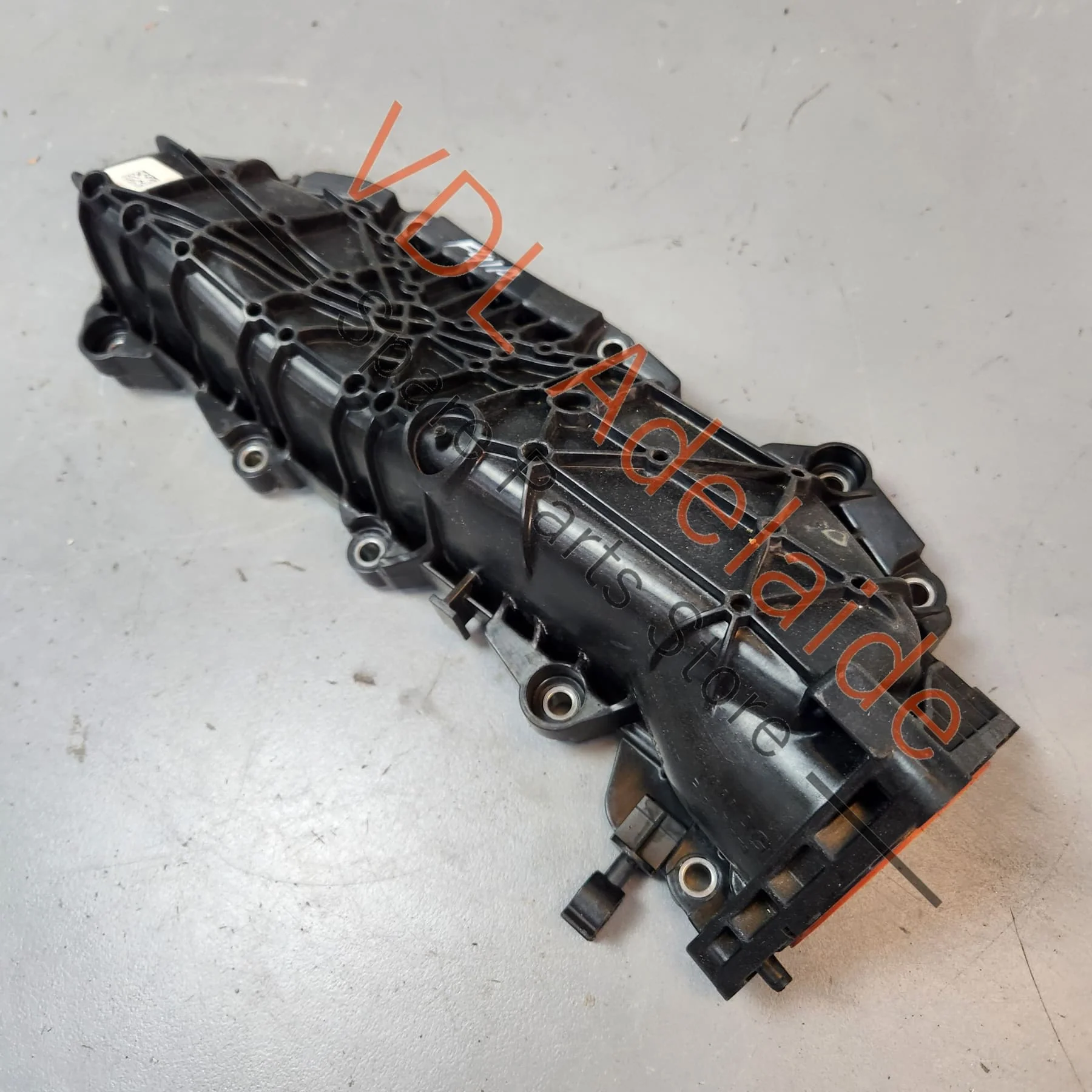 Audi S4 B9 V6 3.0L Engine Left Side Plastic Intake Manifold 06M133267P