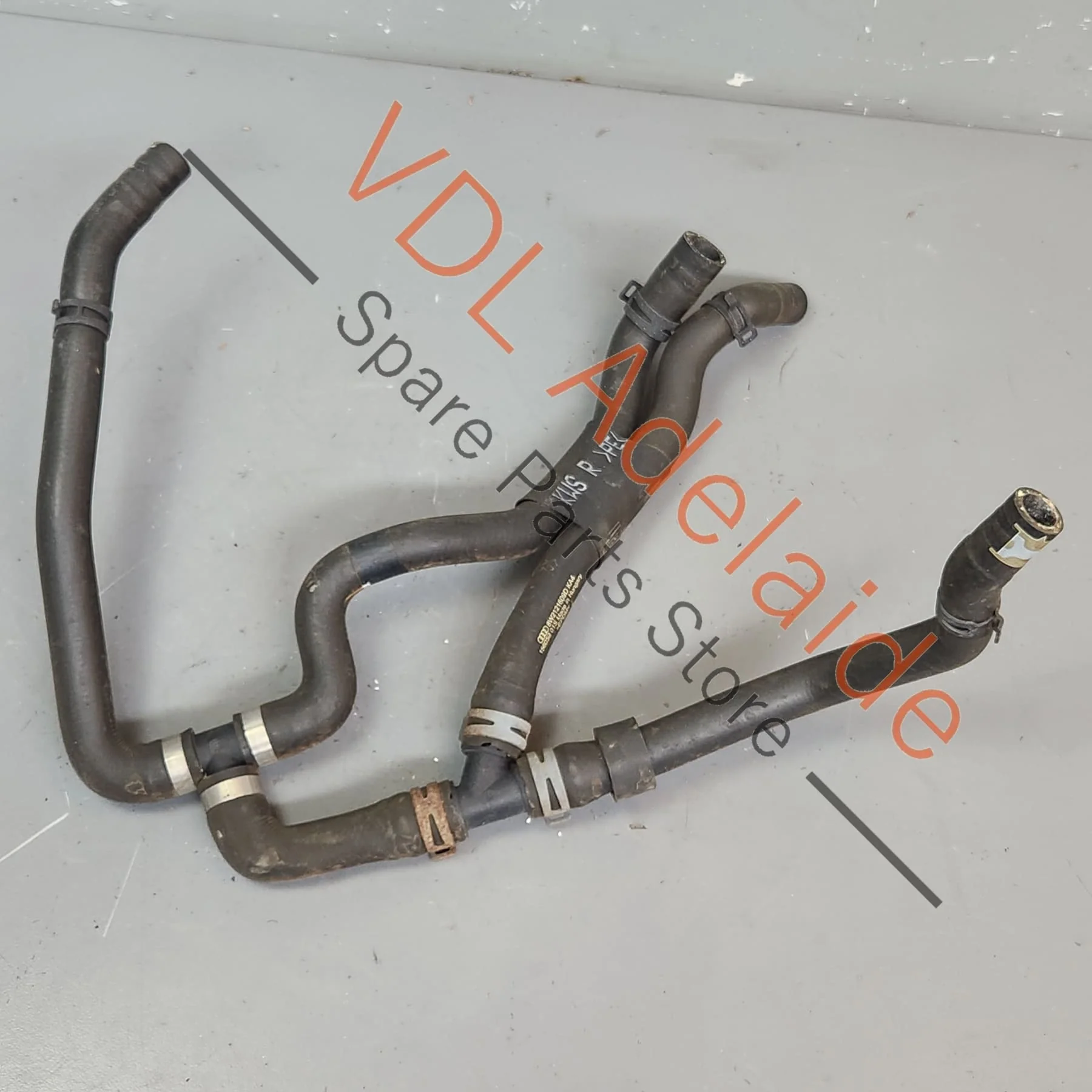 Audi S4 TFSI B9 3.0L Petrol V6 Water Coolant Hose Pipe 8W2121609D