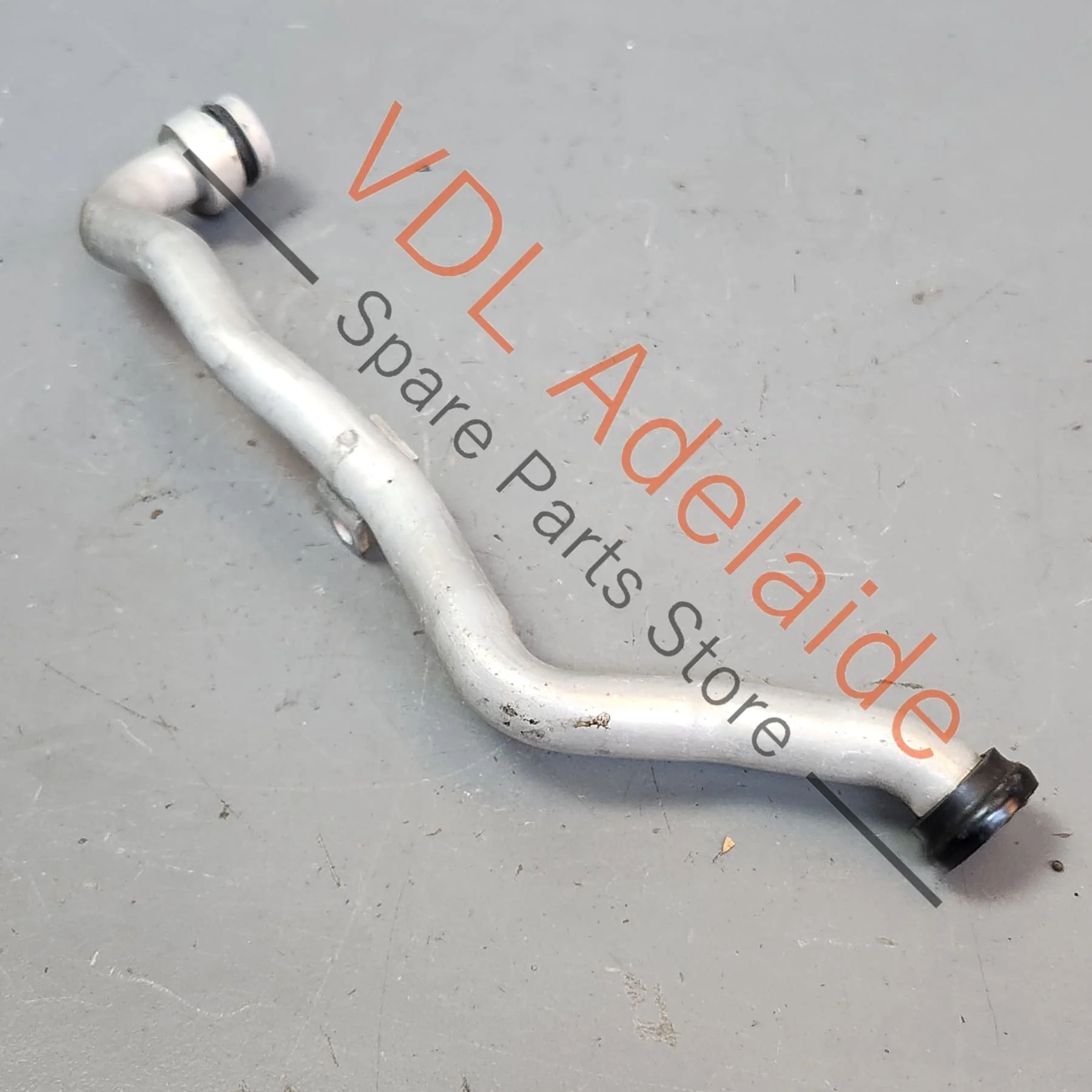 Audi S4 TFSI B9 3.0L Petrol V6 Water Coolant Hose Pipe 06M121083H