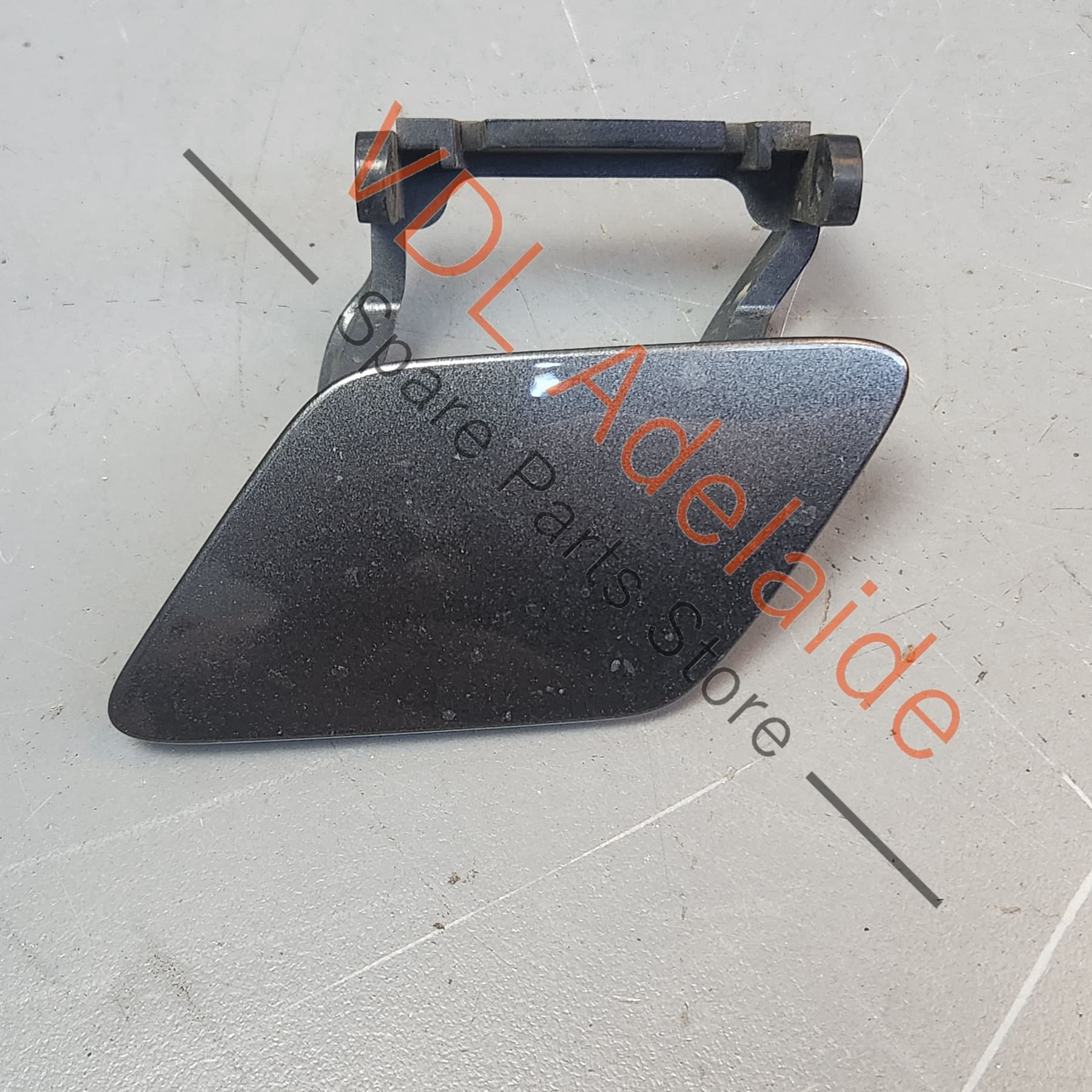 Audi S4 B9 Front Left Headlight Washer Cover Cap Flap 8W0955275A Daytona Grey Pearl 6Y/6Y6Y
