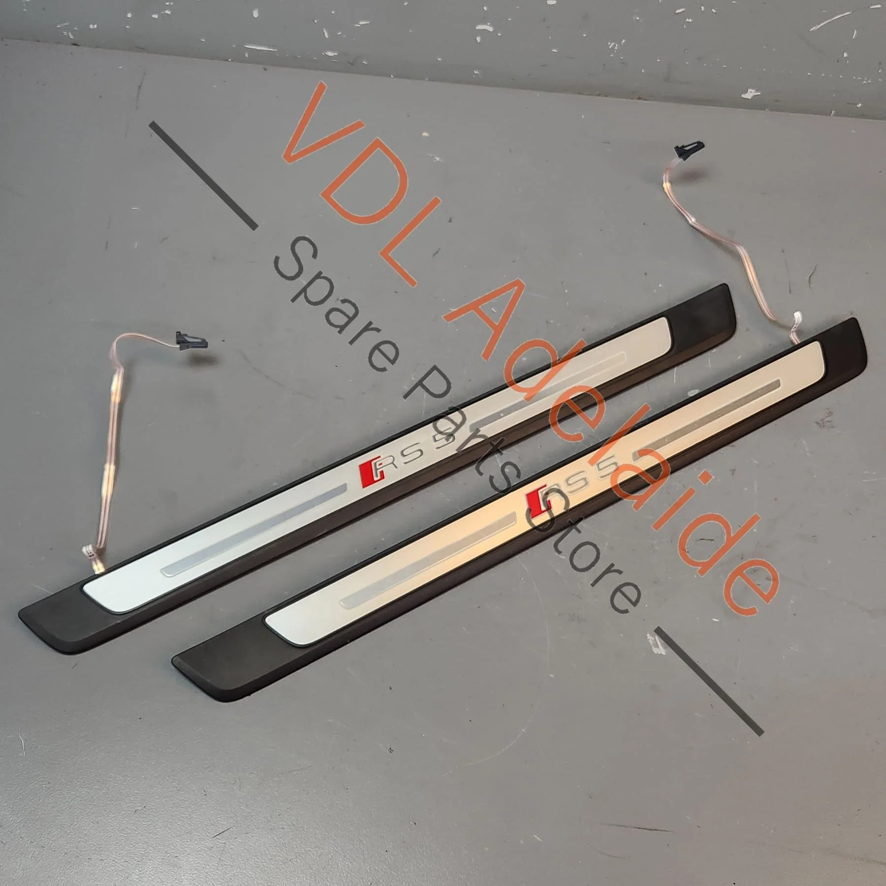 Genuine Audi RS5 F5 B9 Front Illuminated Sill Trim Strips Left & Right 8W0947417C 9B9 8W0947418C 9B9
