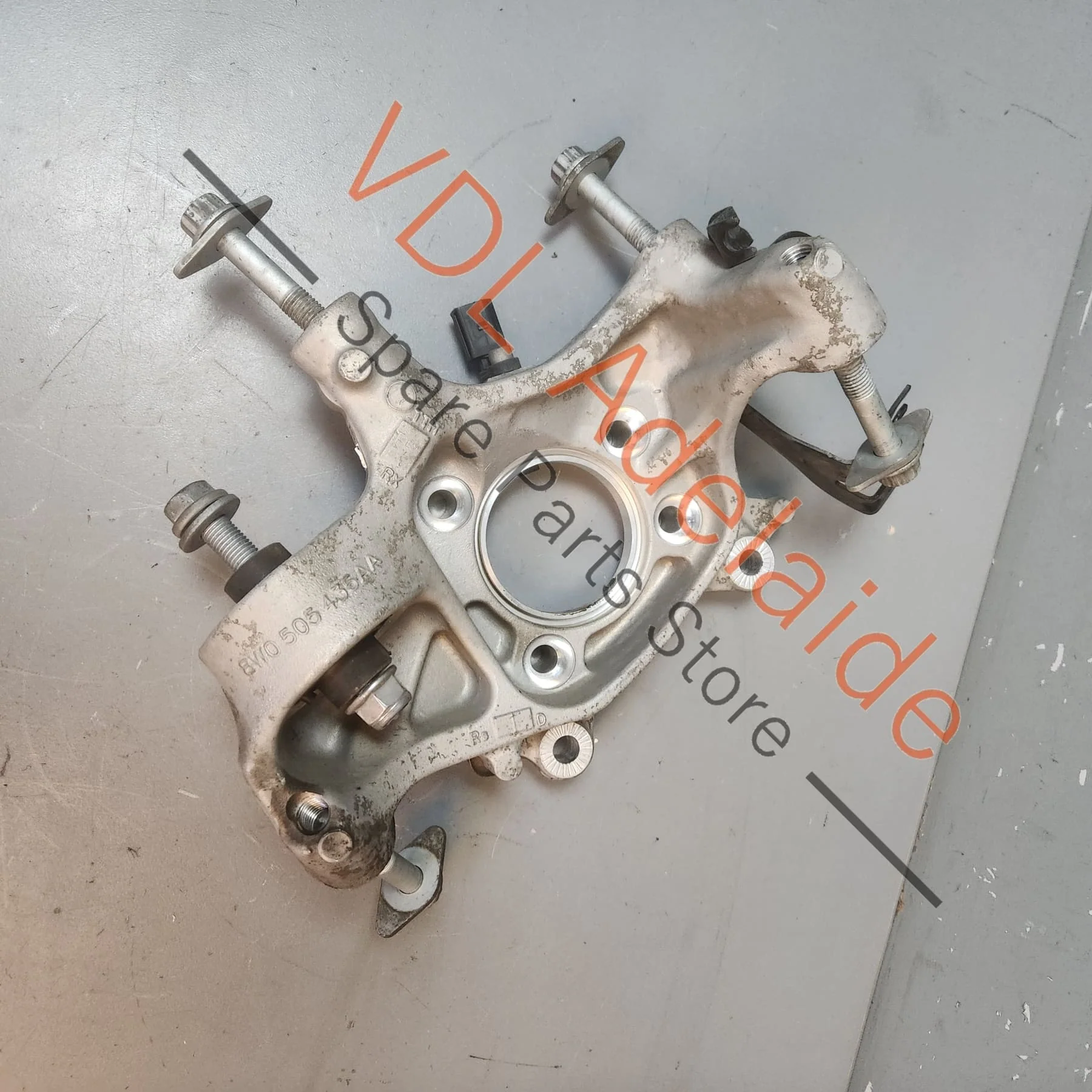 Audi RS5 F5 B9 Rear Left Wheel Bearing Housing Hub 8W0505431R - Image 2
