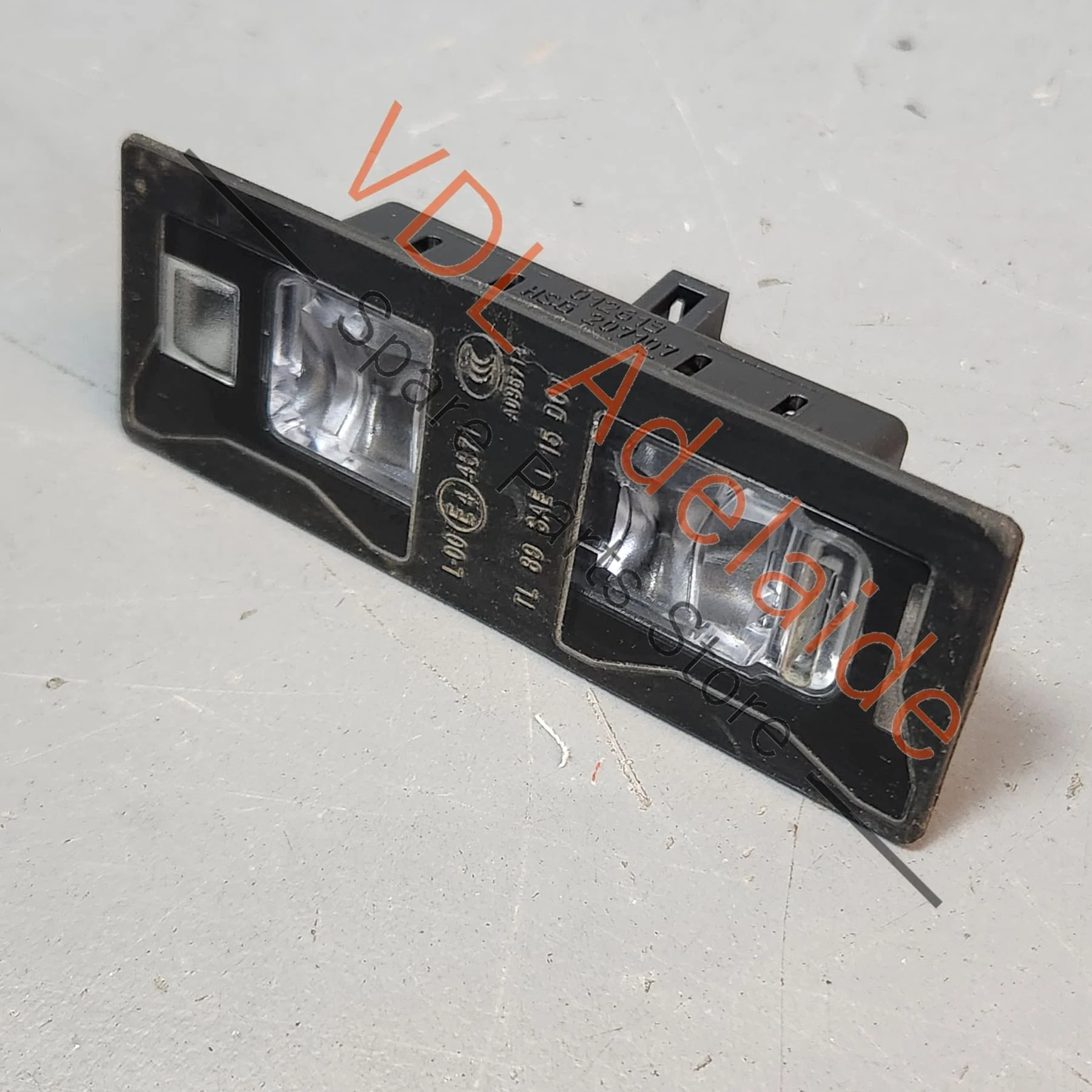 Genuine Audi OEM LED Licence Plate Light 8W6943021A