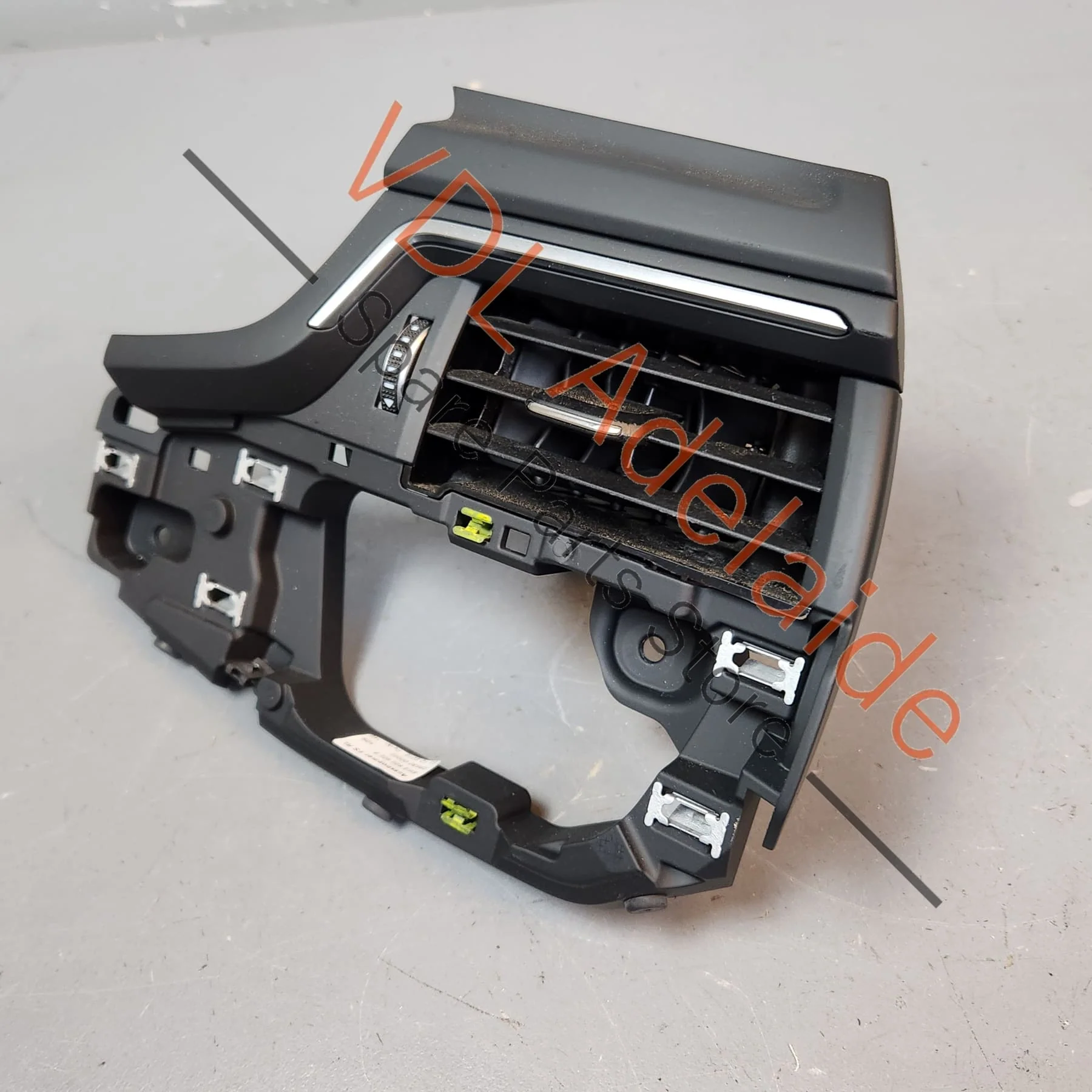 Audi RS5 F5 B9 Right Drivers Side Dashboard Air Vent for RHD 8W2820902B 6PS