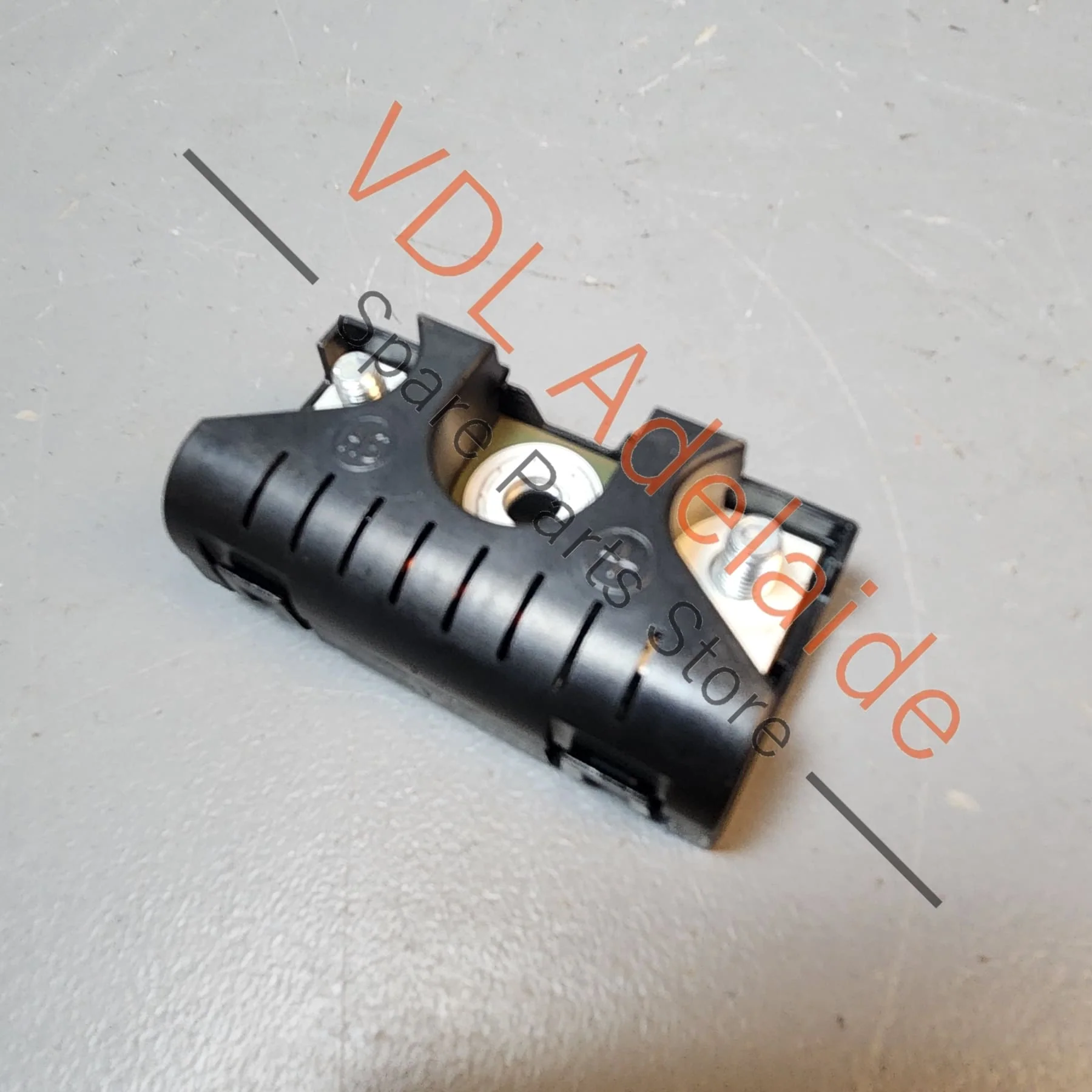 Audi Antenna Noise Disturbance Suppressor 8T8035570