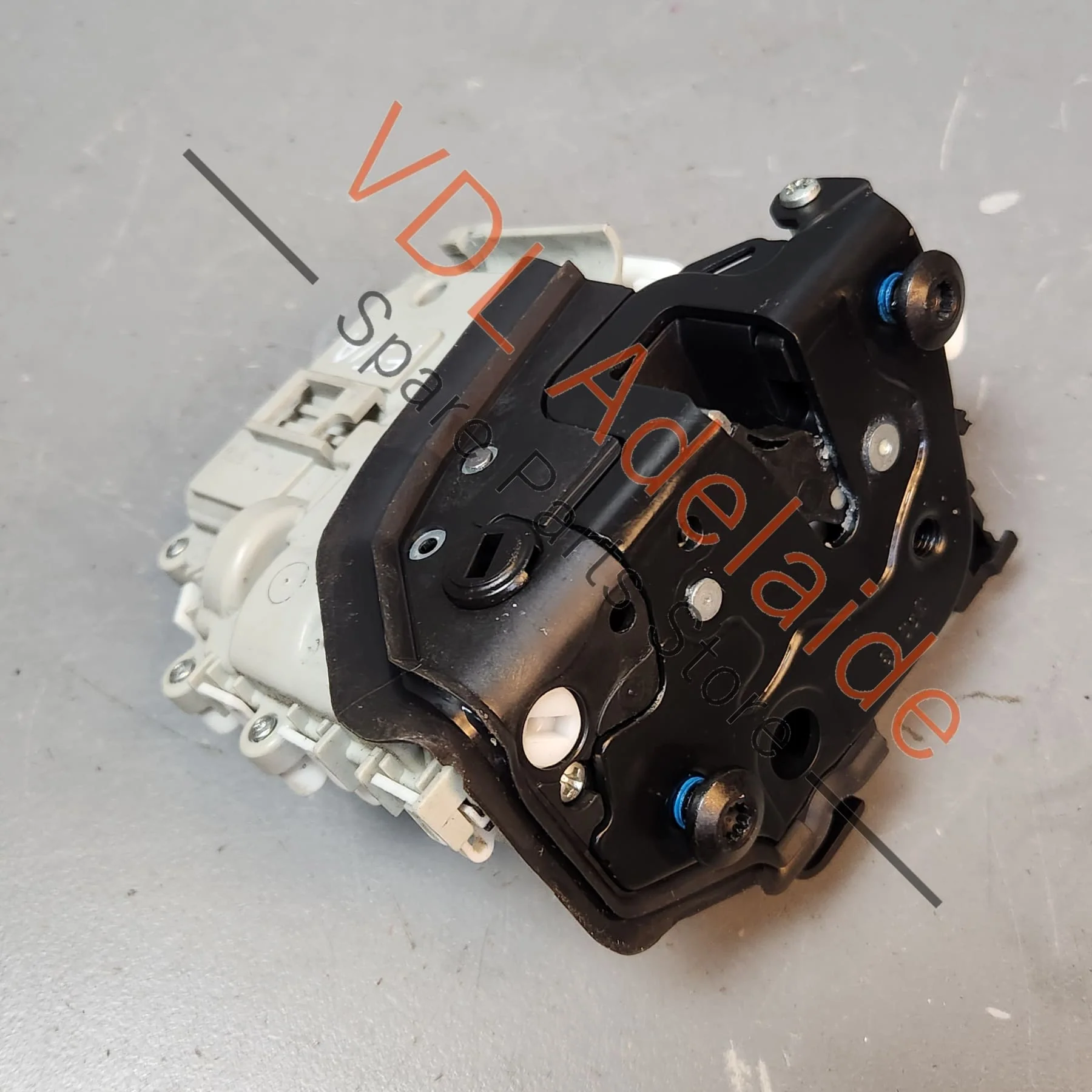 Audi RS5 F5 B9 Rear Left Drivers Door Lock Mechanism 8X0839015C - Image 4