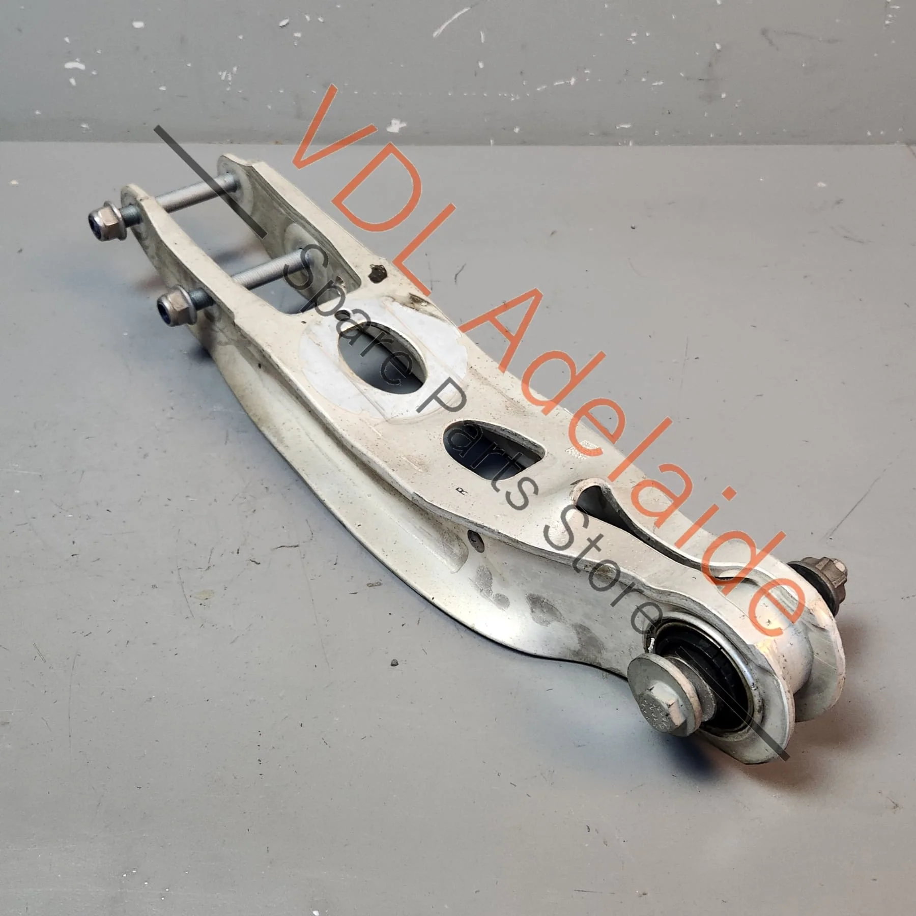 Audi A4 B9 A5 F5 Aluminium Rear Lower Control Arm LCA Wishbone Suspension 8W0505311H